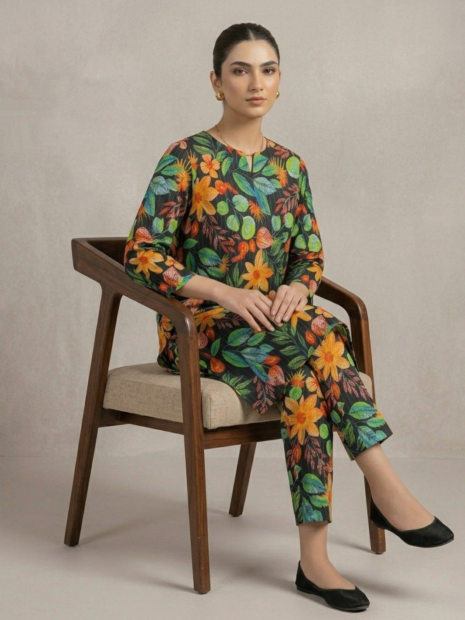 Black Bin Shaukat Lawn Printed Unstitched 2-Piece Suit