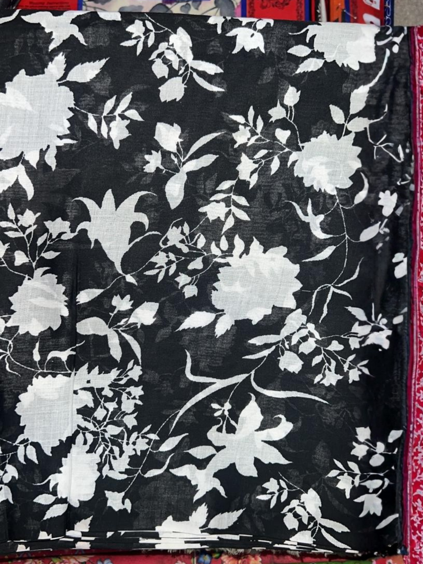 Black Bin Shaukat Lawn Printed Unstitched 2-Piece Suit