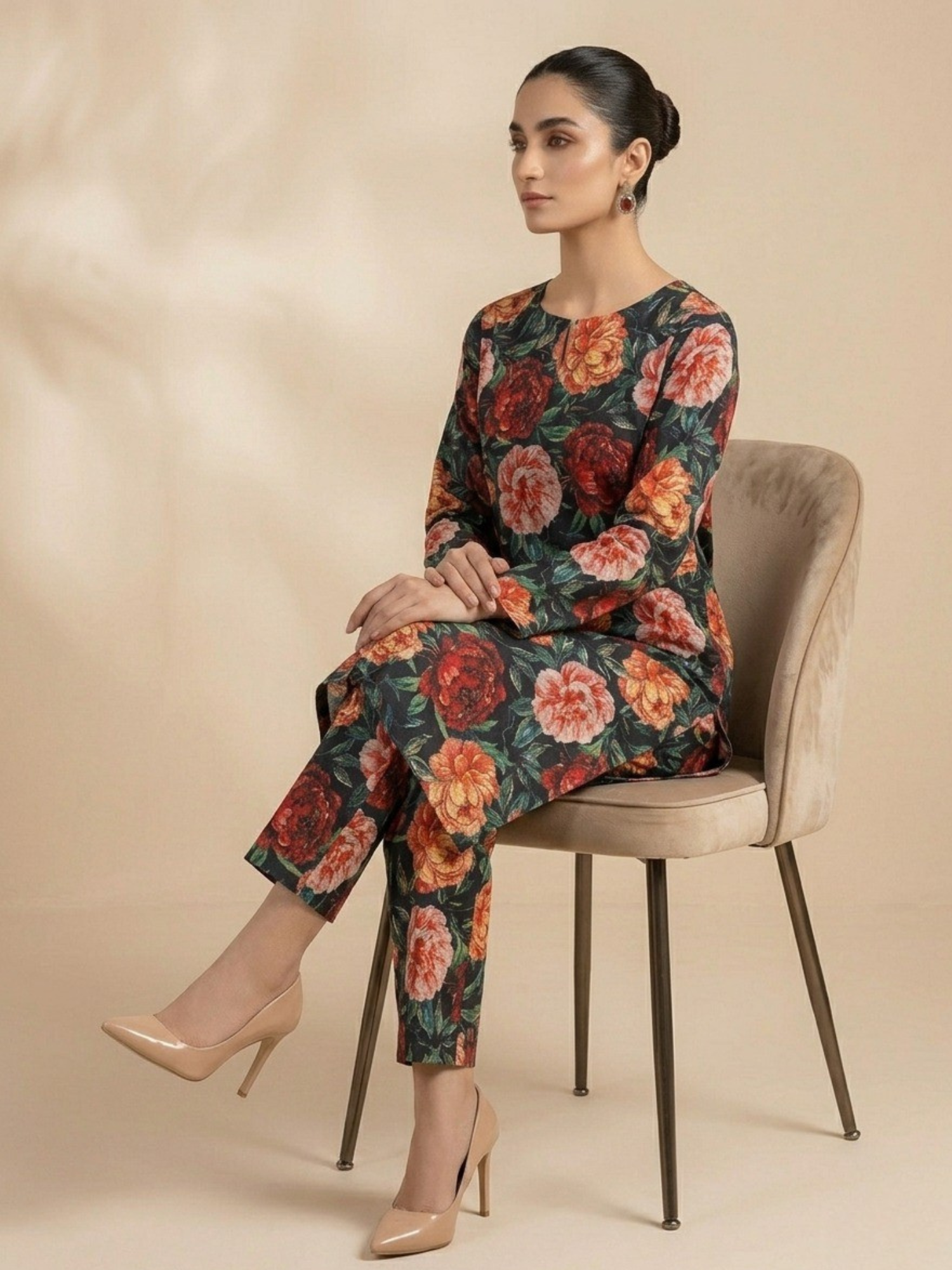 Multi Bin Shaukat Lawn Printed Unstitched 2-Piece Suit