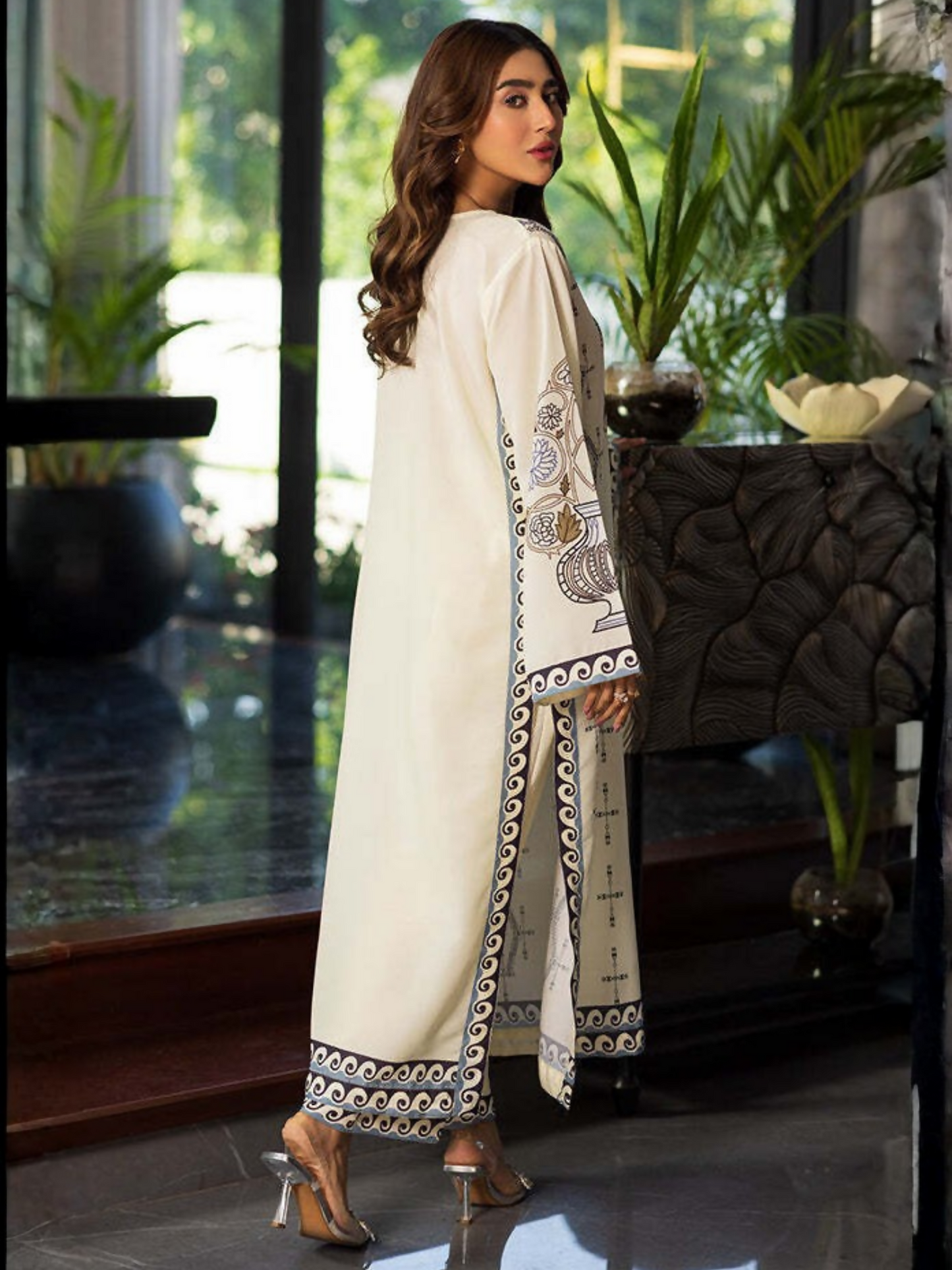 MH Cloth House Poly Lawn Printed Stitched 2-Piece Suit-Zaibunisa