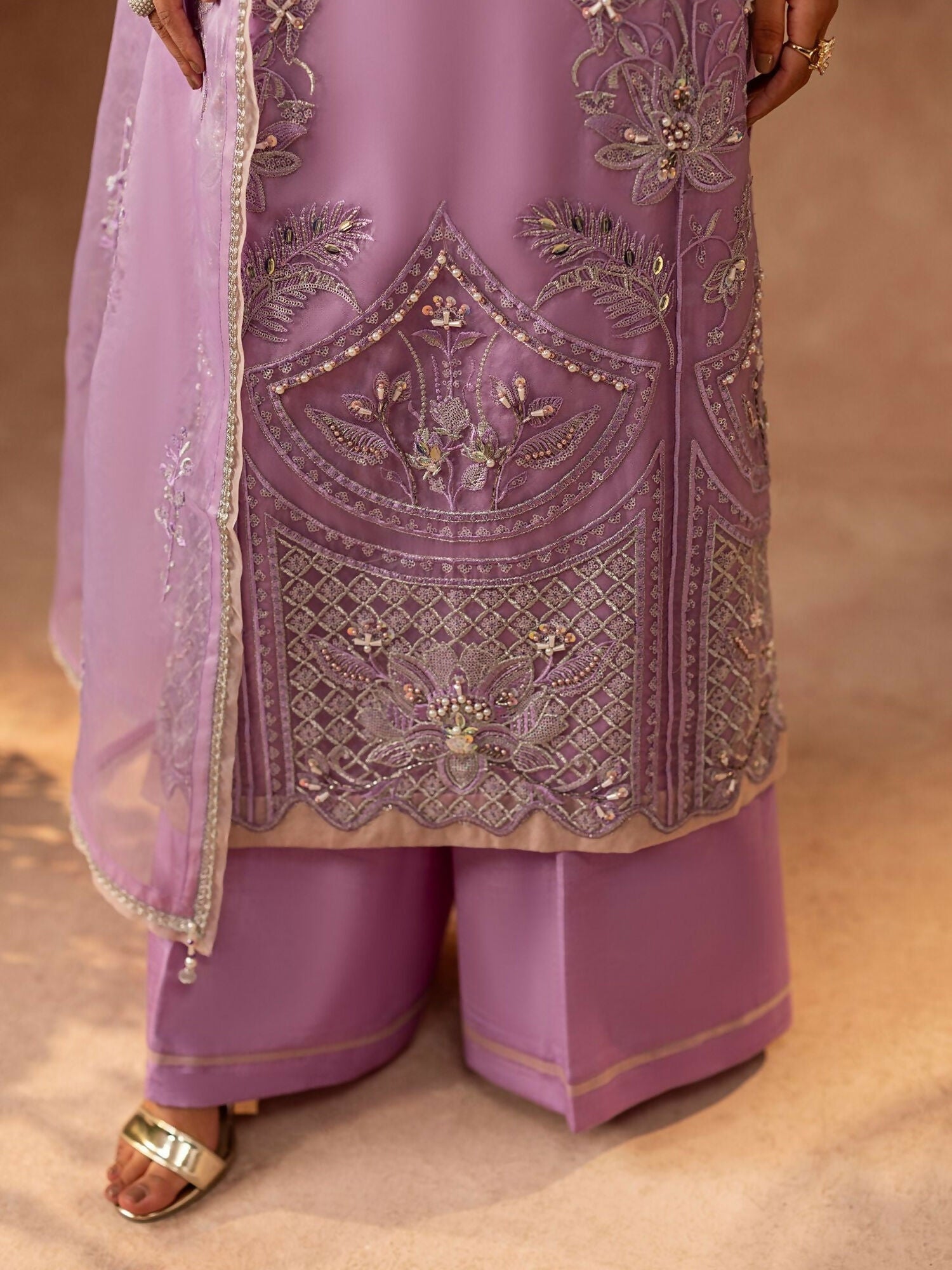 Shurooq Geet Organza Embroidered Stitched 3-Piece Suit-Ragni