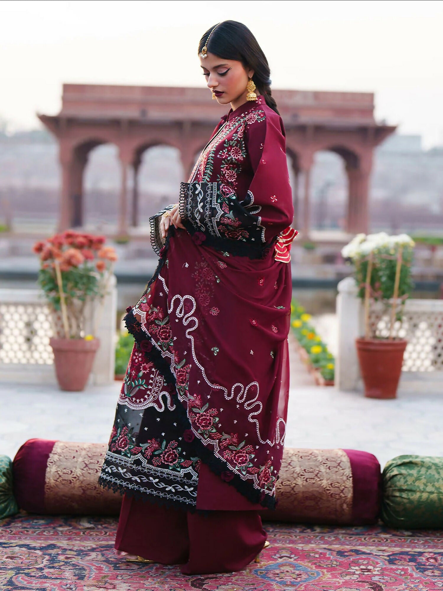 Mahnur Gul Luxury Lawn'26 Embroidered Unstitched 3-Piece Suit-G-005