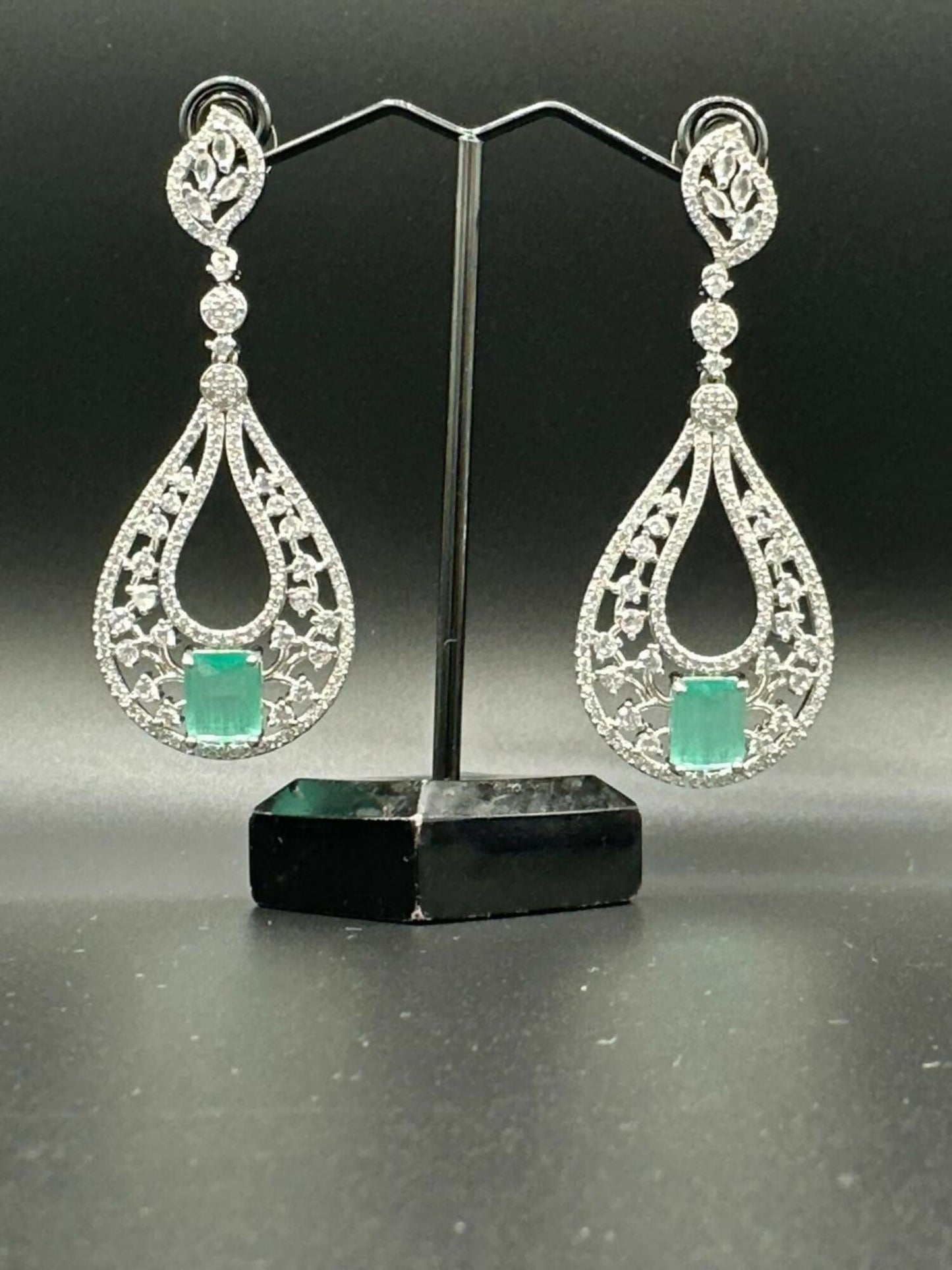 H&A Jewellery One Carat Silver Rhodium Plated Earrings