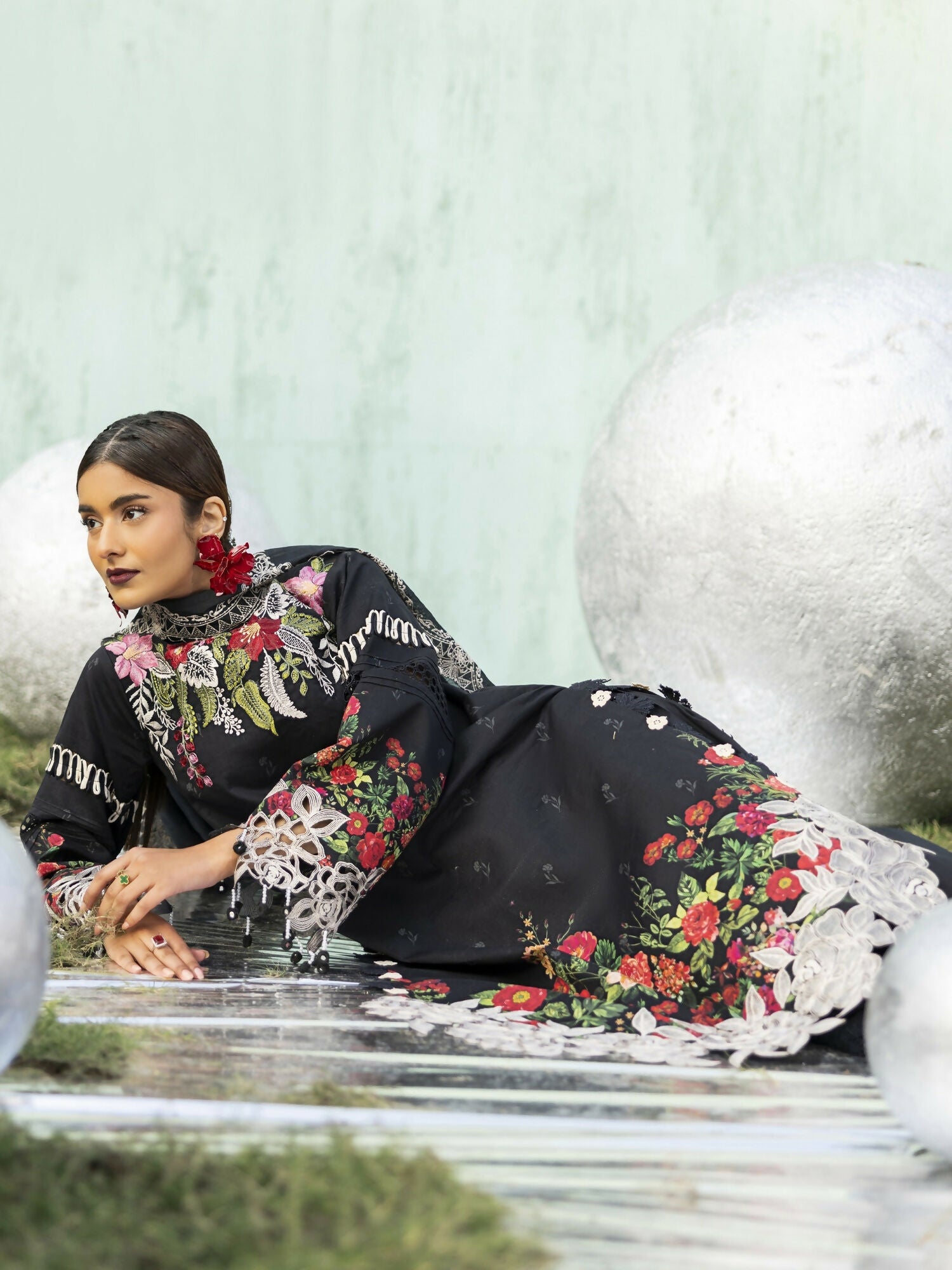 Parishay Ivy Bloom'26 Lawn Embroidered Unstitched 3-Piece Suit-IB-02