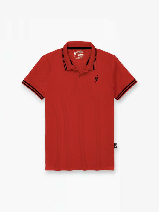Clean boys’ plain polo shirt with short sleeves, contrast tipping collar, and embroidered logo – made from soft, breathable piqué for summer comfort.