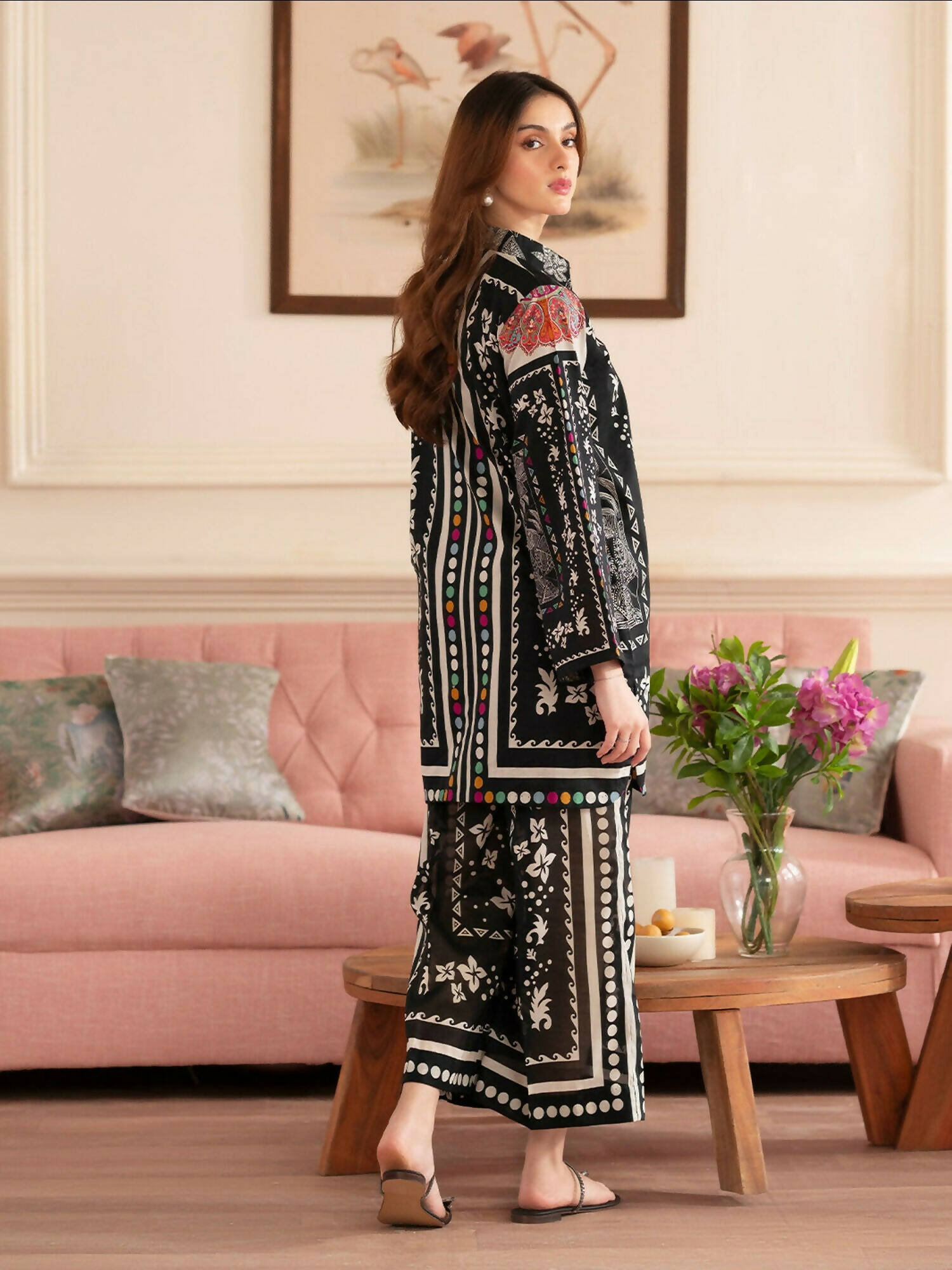 Mahnur Noir Lawn'26 Printed Unstitched 2-Piece Suit-N-09