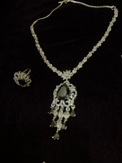 Fashion Hub by Noor Bilal - Necklace Set With Bracelet