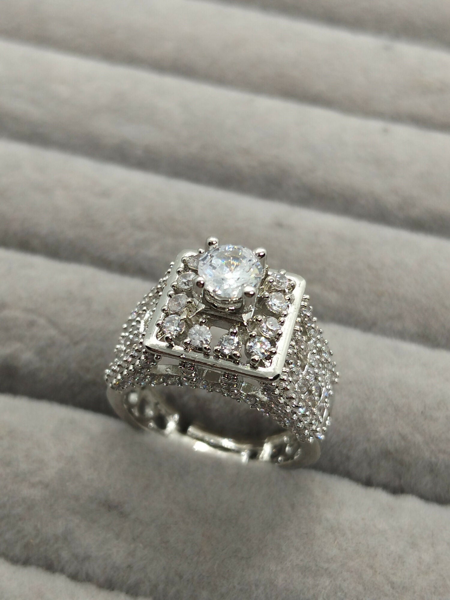 H&A Jewellery Adjustable Ring