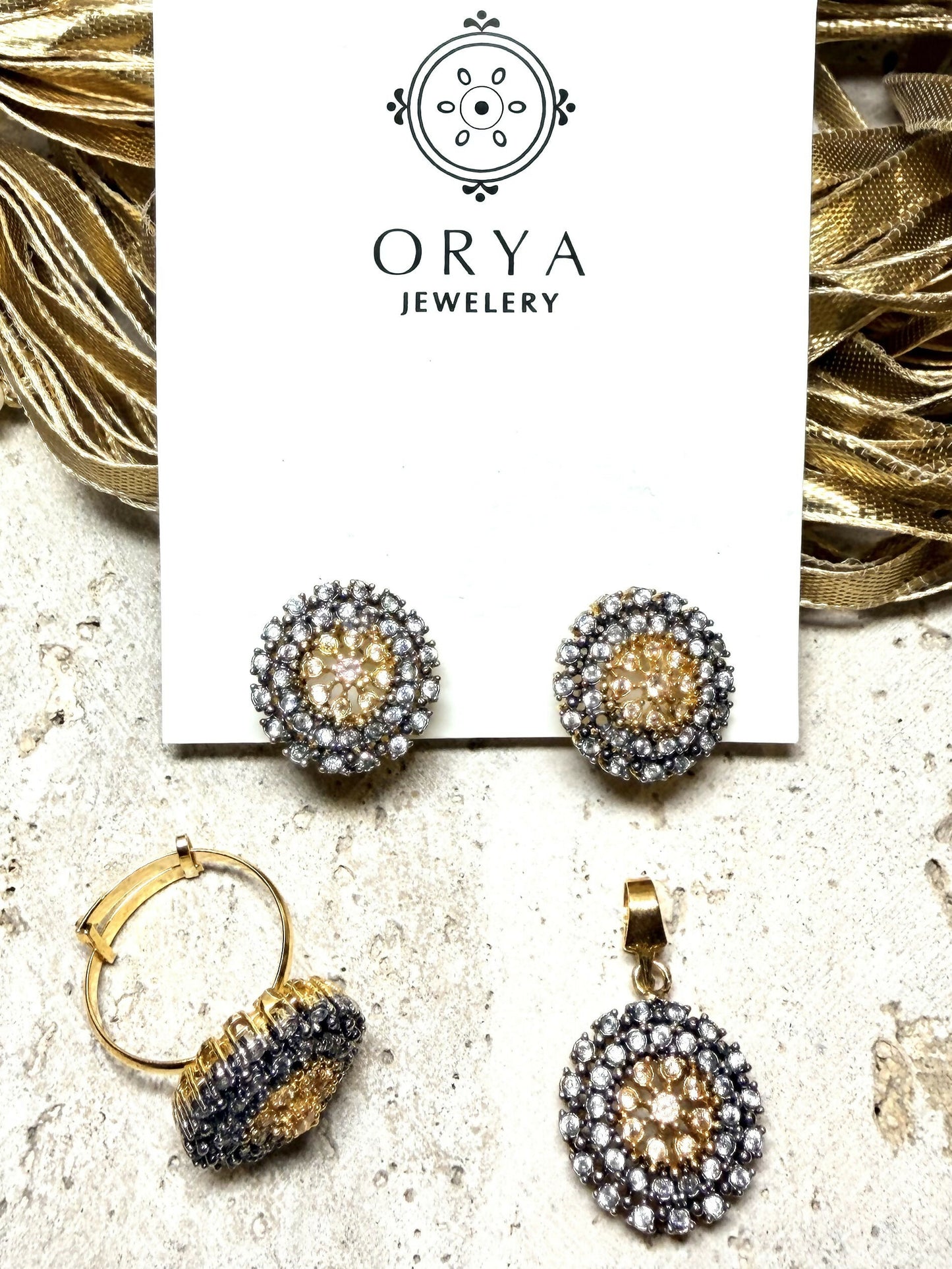 Orya Jewellery Pendant Set