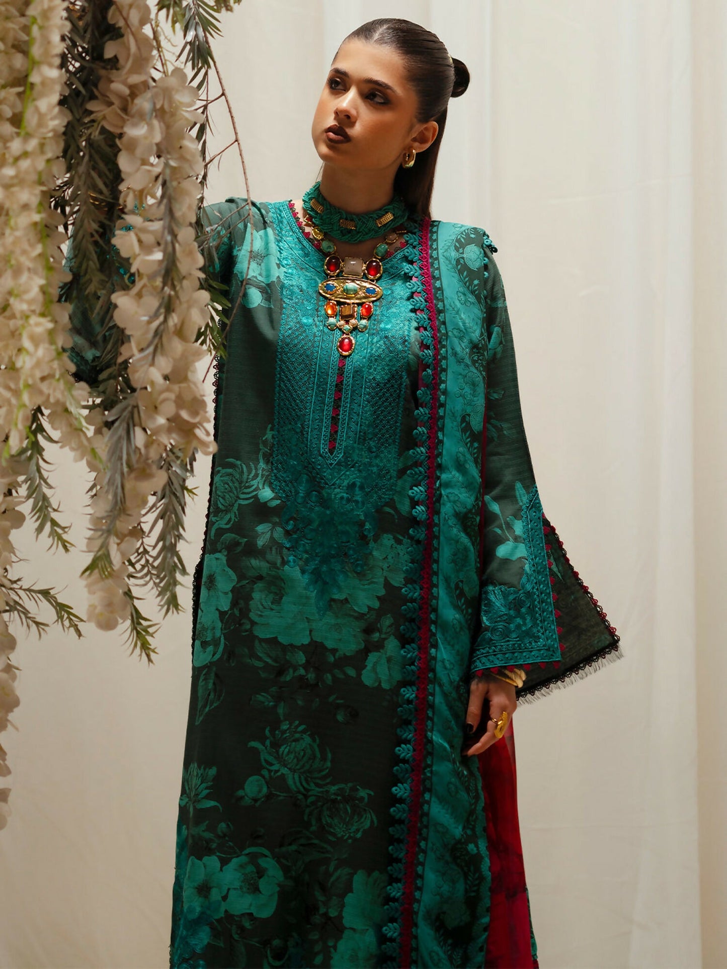 Binilyas Eres Bonita Viscose Embroidered Stitched 3-Piece Suit-1106-B