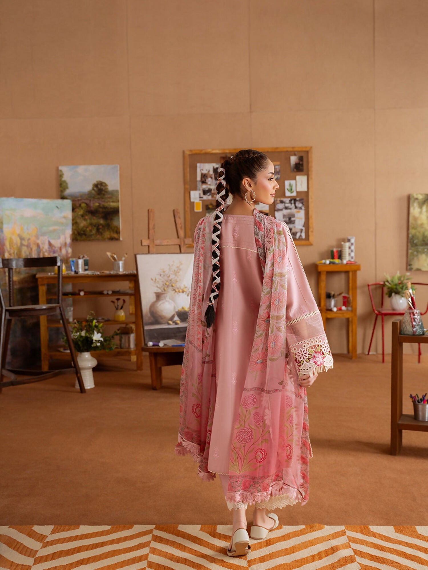 Joolie By Saira Rizwan Lawn Embroidered Unstitched 3-Piece Suit-Leyla-B-SRL25-04