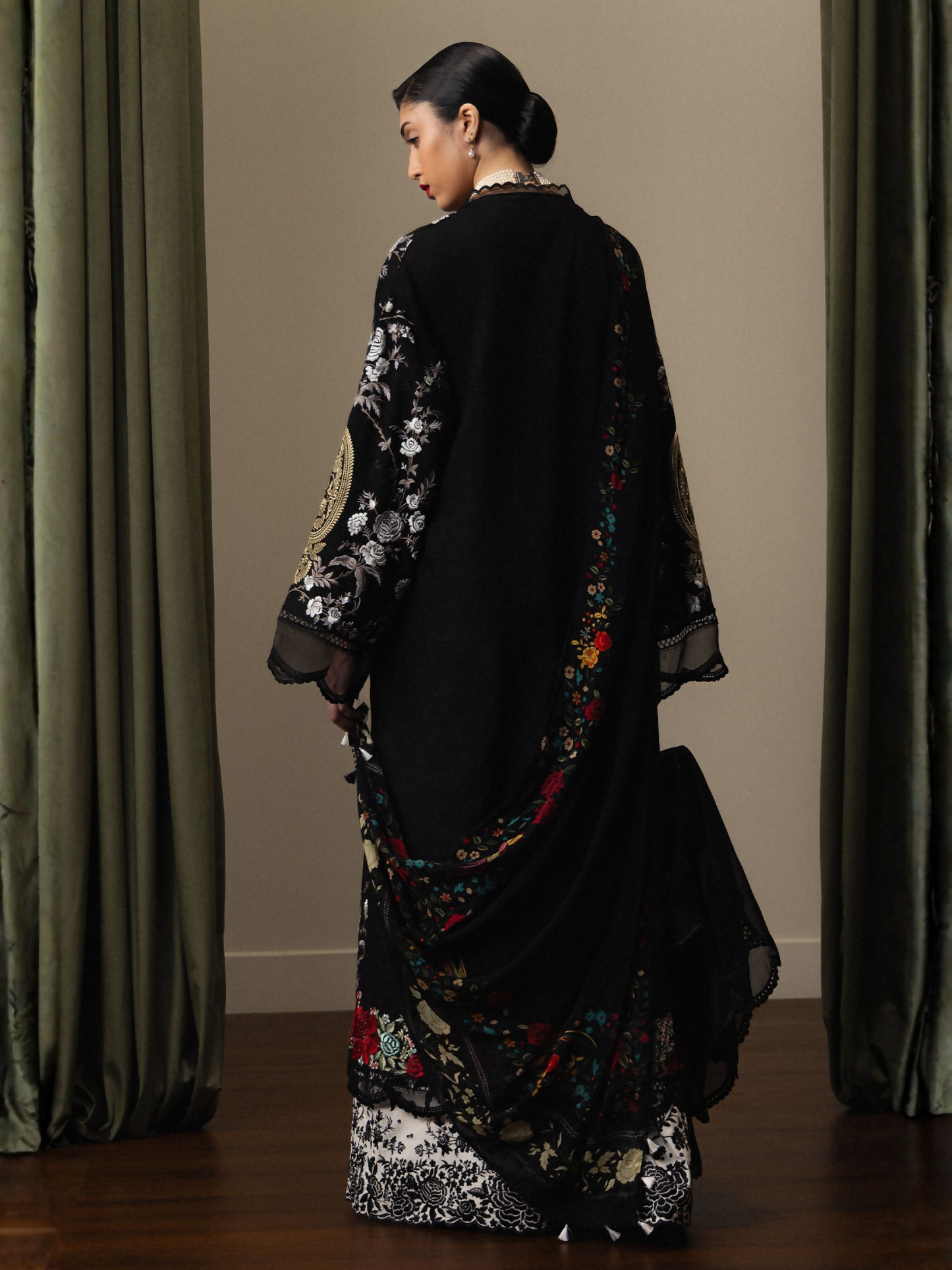 Zara ShahJahan Satori'26 Lawn Embroidered Unstitched 3-Piece Suit-Takumi-D10