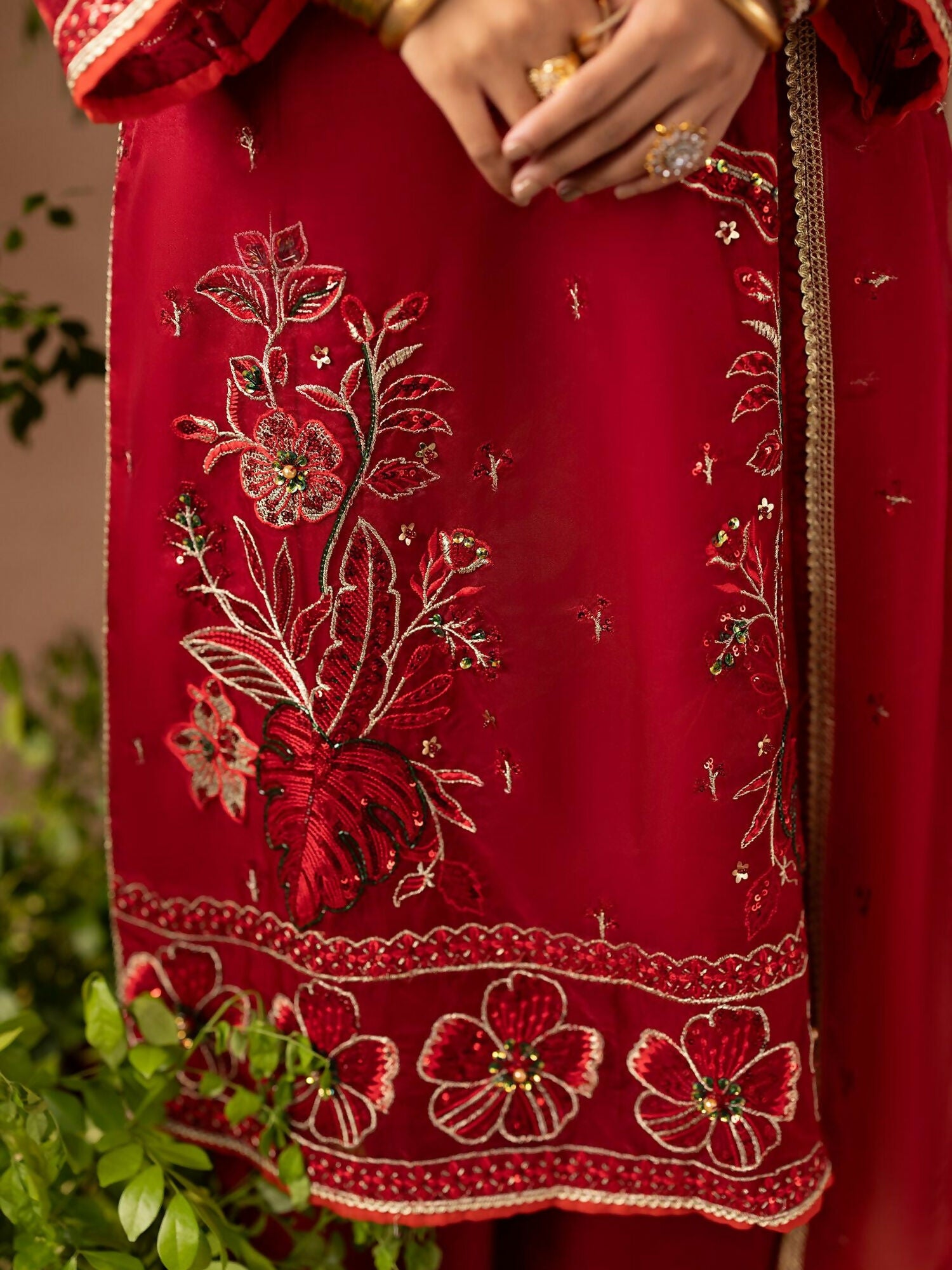 Shurooq Geet Organza Embroidered Stitched 3-Piece Suit-Mahia