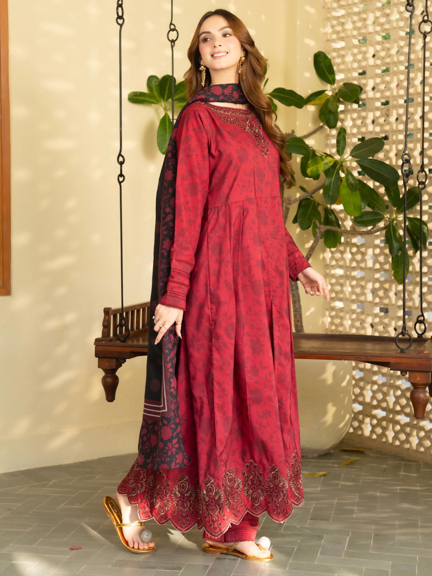 Panache Apparel Mah-e-Noor Khaddar Embroidered Stitched Suit-Merlot