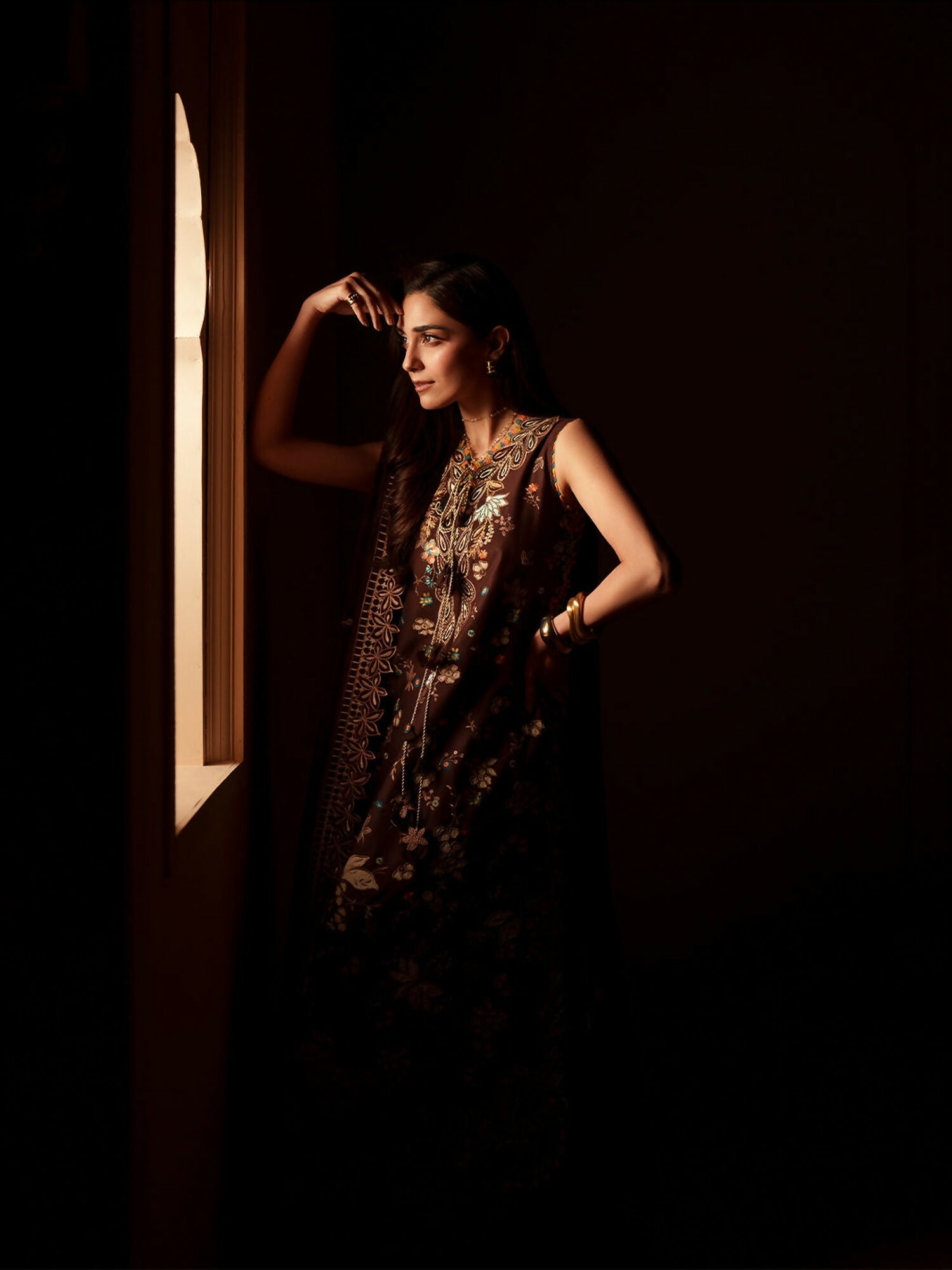 Binilyas Mashriq Luxury Lawn'26 Embroidered Unstitched 3-Piece Suit-D-117-B