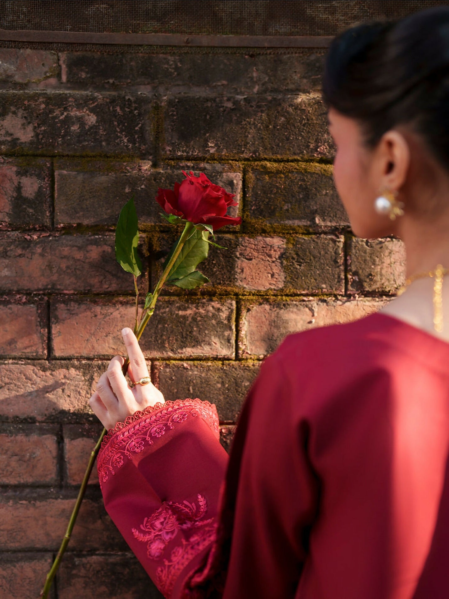 Mahnur Fiona Lawn'26 Embroidered Unstitched 3-Piece Suit-F-07