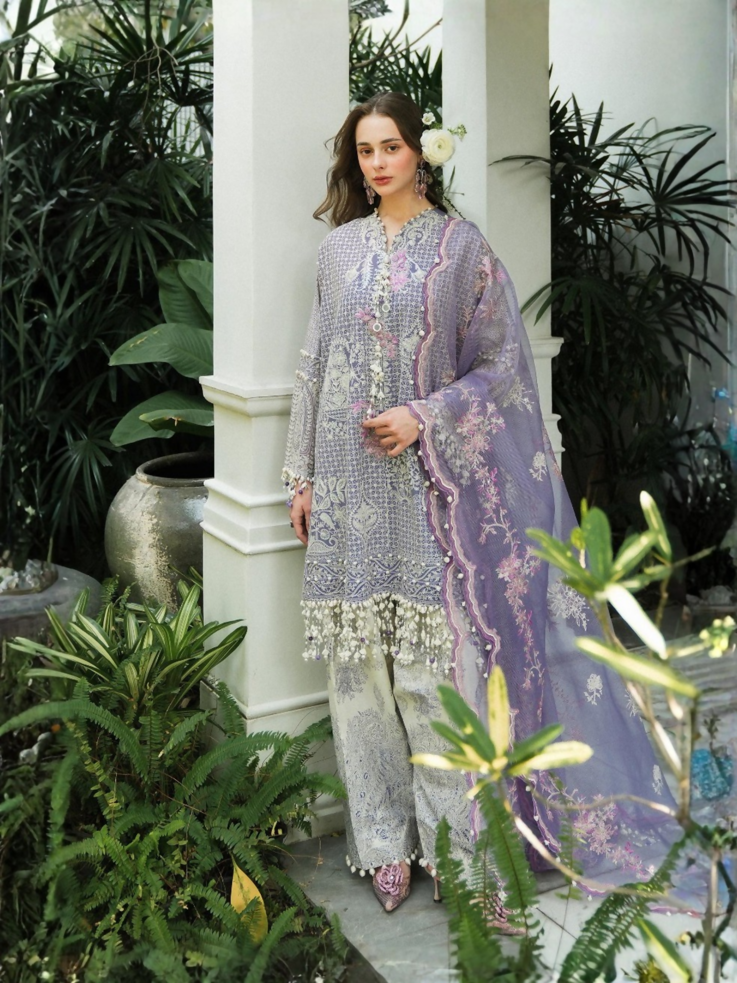Sana Safinaz Lawn Embroidered Unstitched 3-Piece Suit-L251-004B-3CT