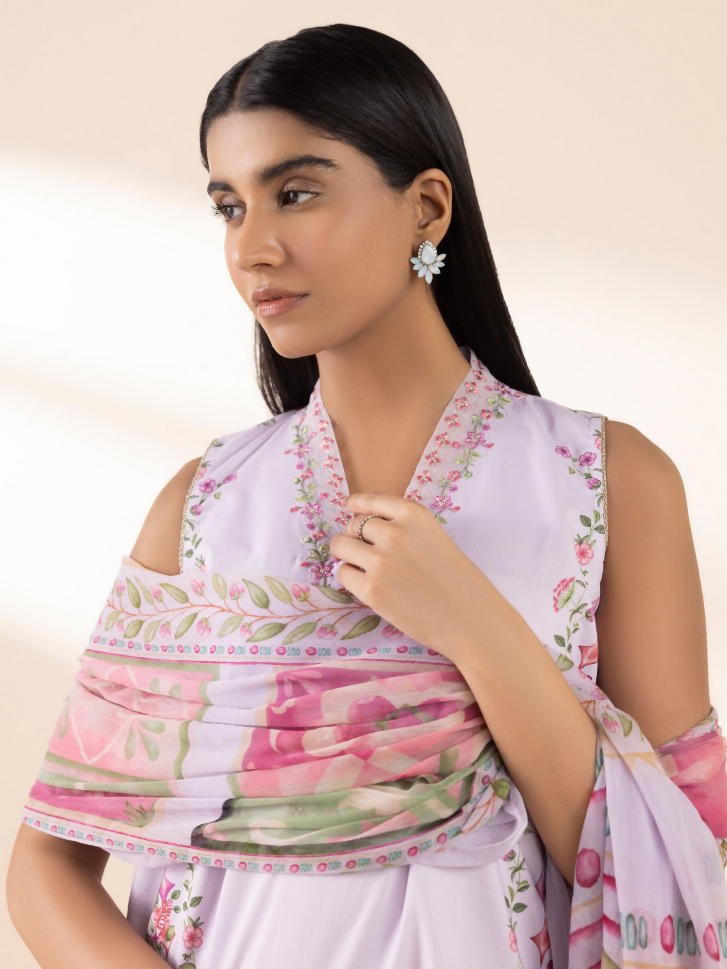 Sapphire Lawn Embroidered Unstitched 2-Piece Suit