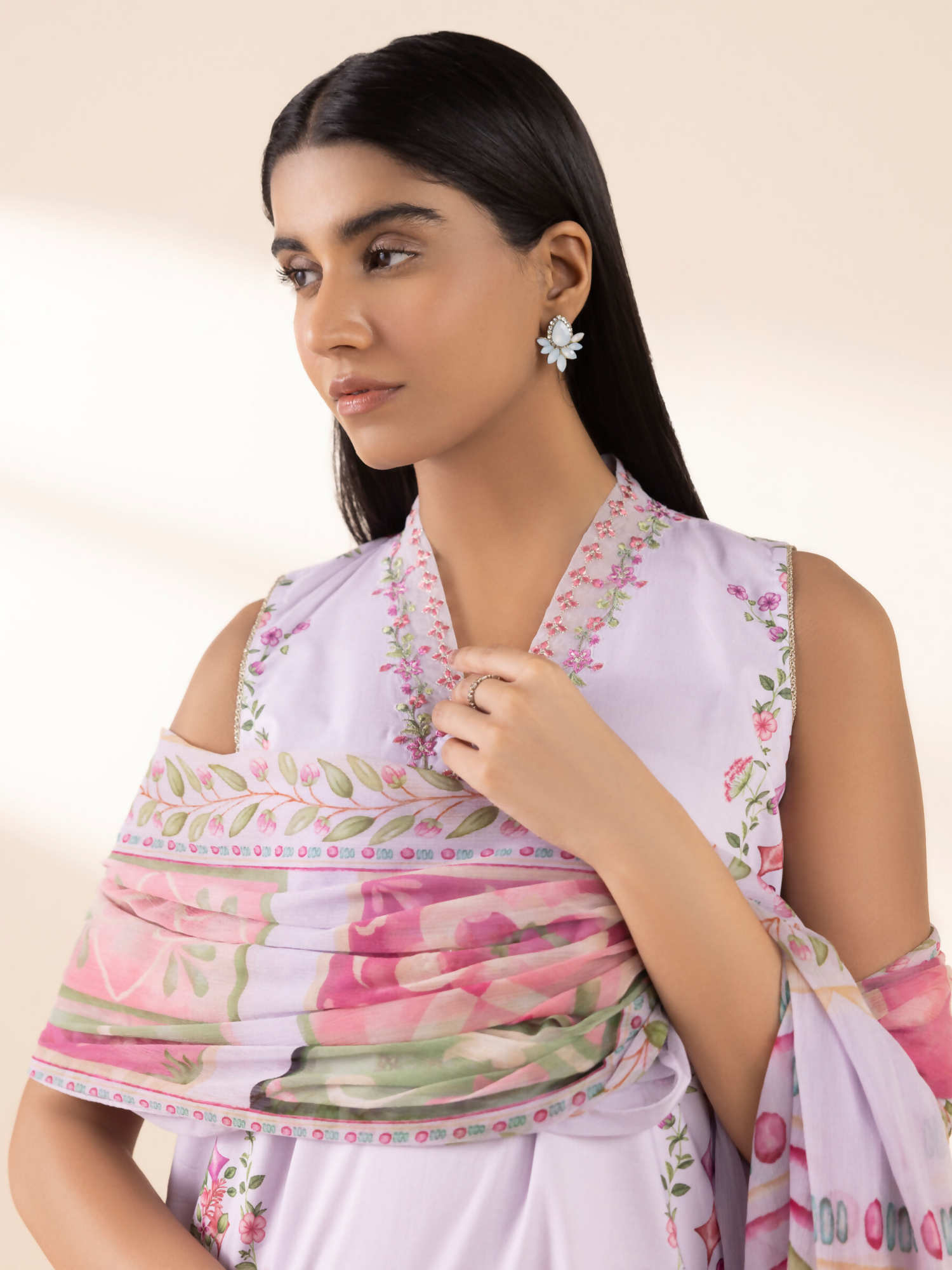 Sapphire Lawn Embroidered Unstitched 2-Piece Suit