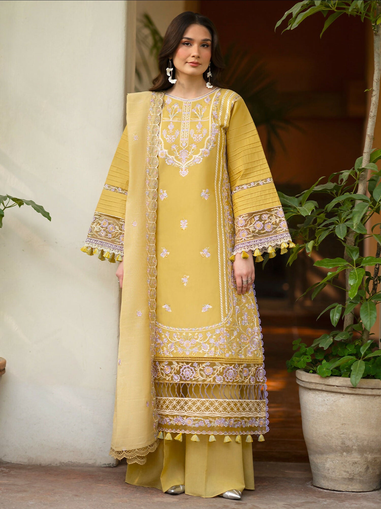 Mahnur Angan Lawn'26 Embroidered Unstitched 3-Piece Suit-AN-003