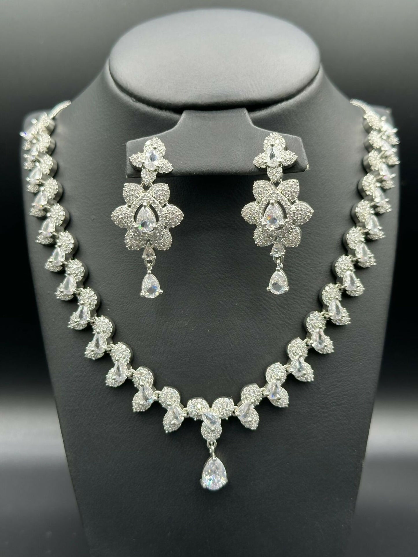 H&A Jewellery One Carat Silver Rhodium Plated Jewellery Set