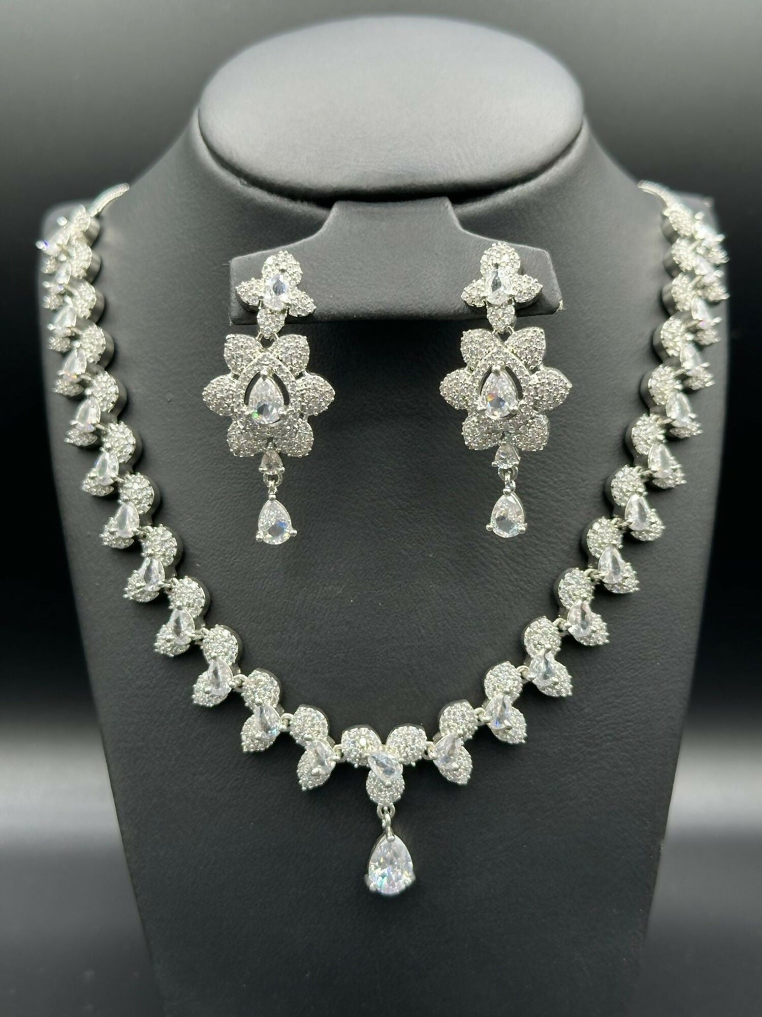 H&A Jewellery One Carat Silver Rhodium Plated Jewellery Set