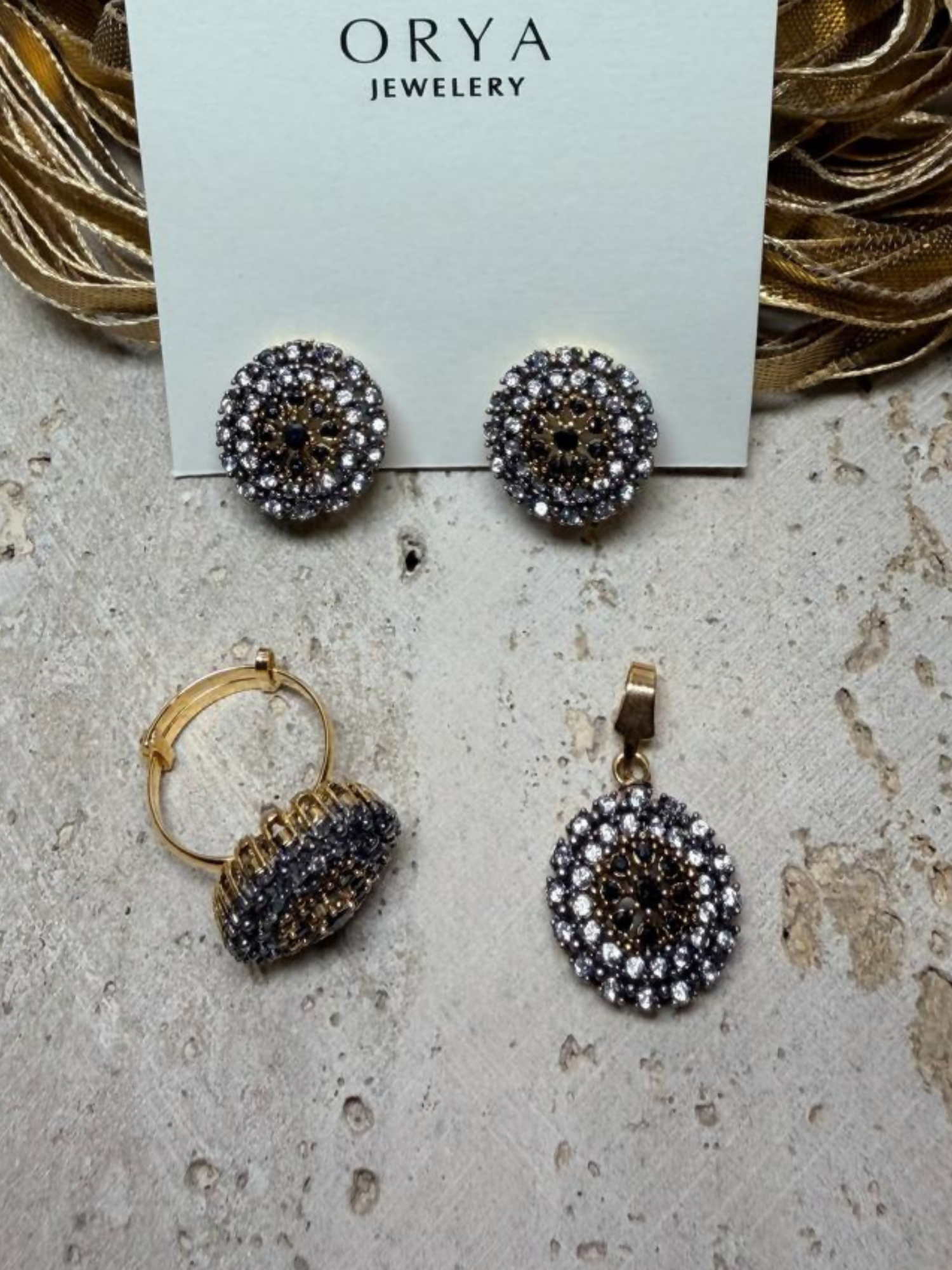 Orya Jewellery Pendant Set