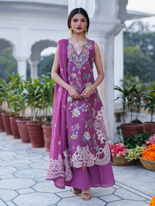Mahnur Gul Luxury Lawn'26 Embroidered Unstitched 3-Piece Suit-G-007