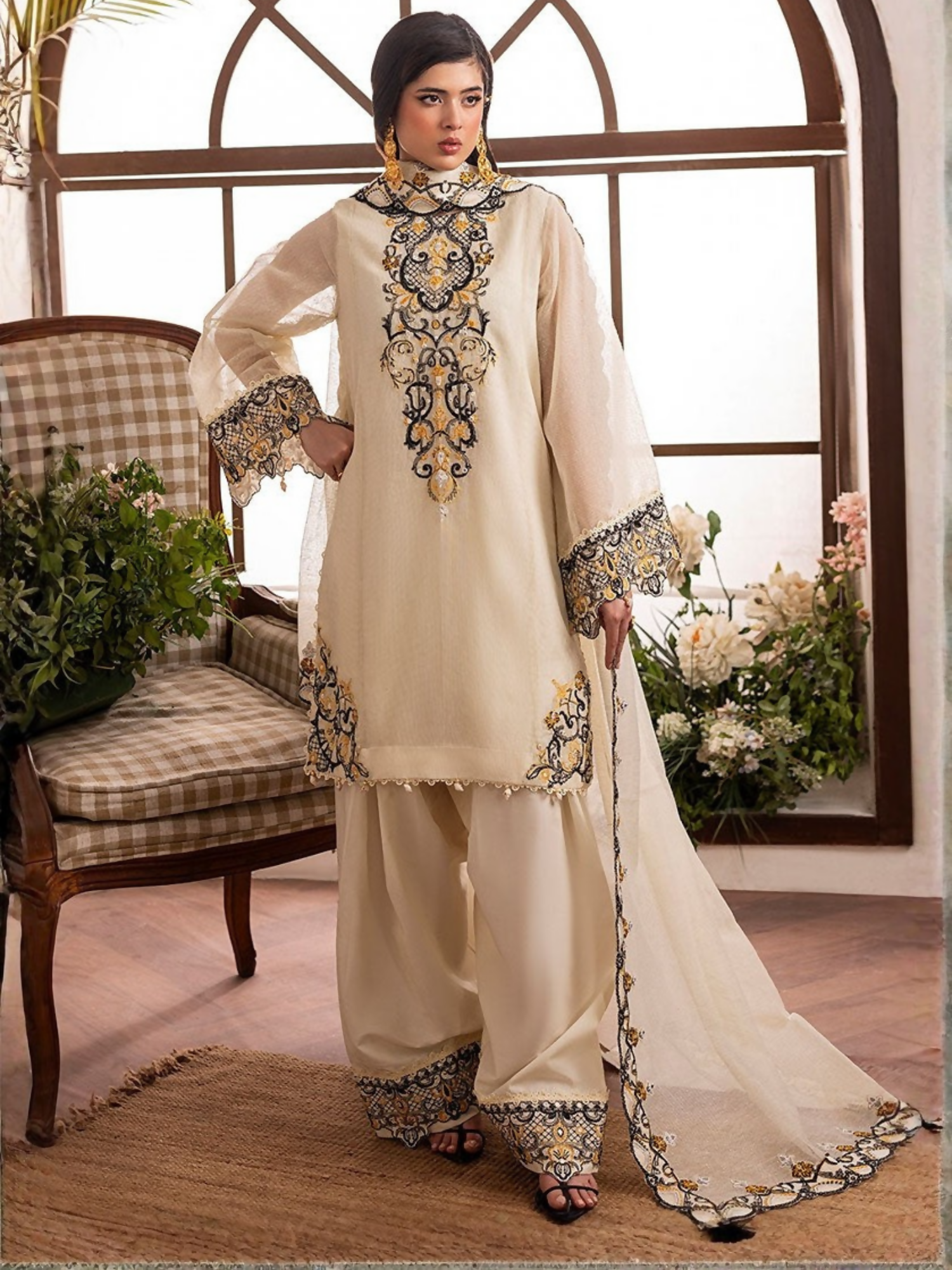 Shurooq L’amore Khaddi Net Embroidered Stitched 3-Piece Suit-Beatrice