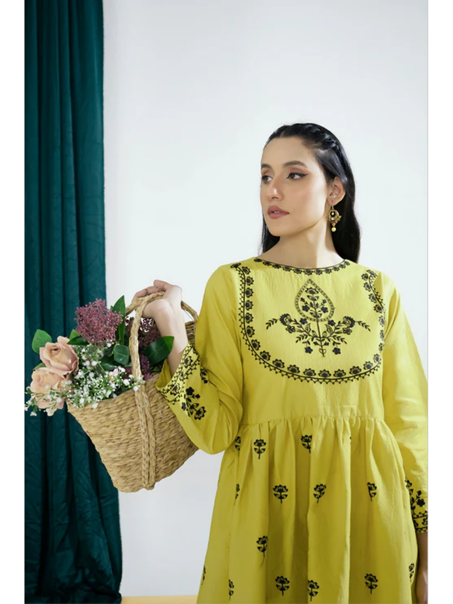 MAK Fashion Lawn Embroidered Stitched 2-Piece Suit-Nargis