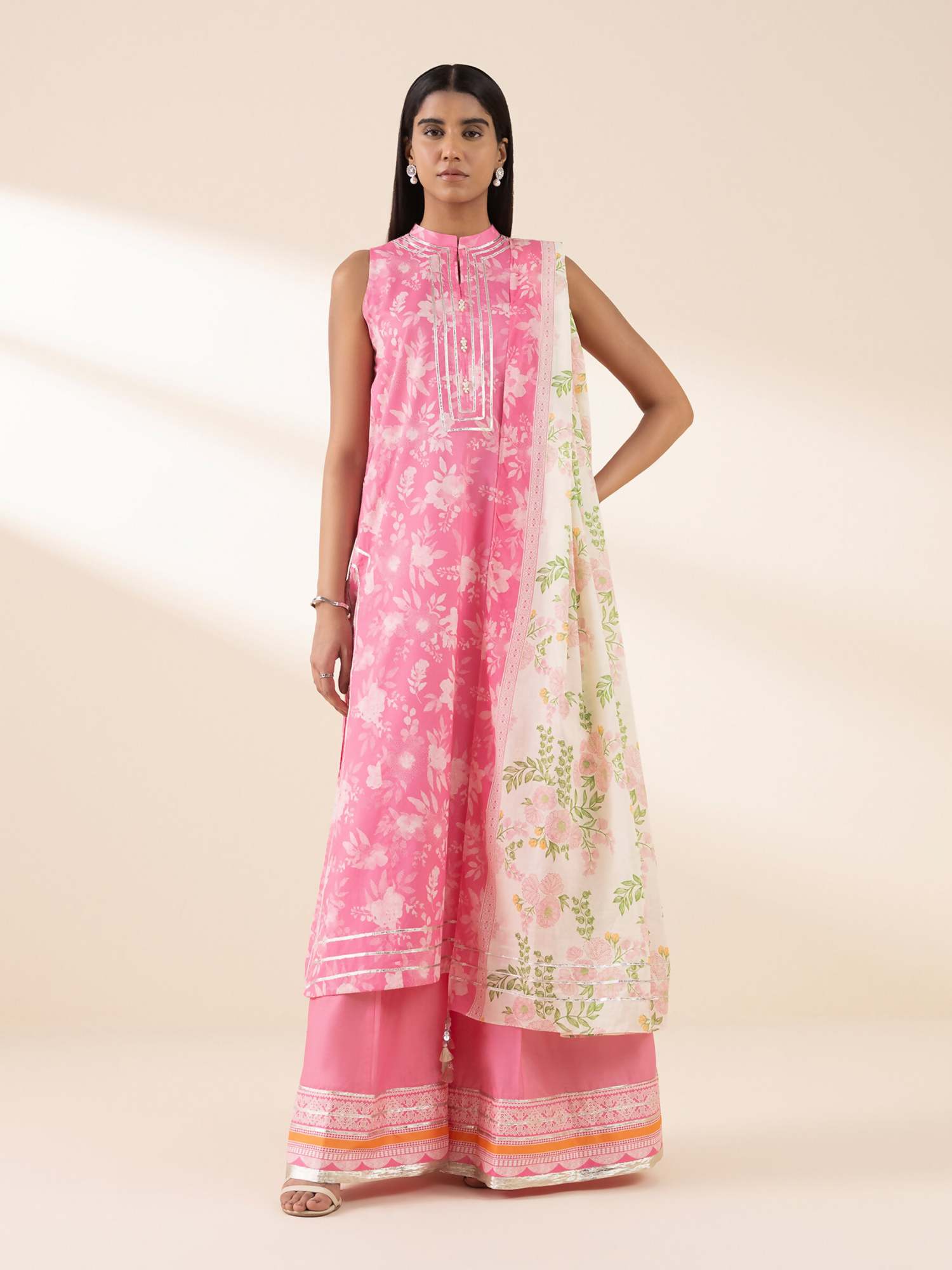 Sapphire Lawn Printed Unstitched 3-Piece Suit