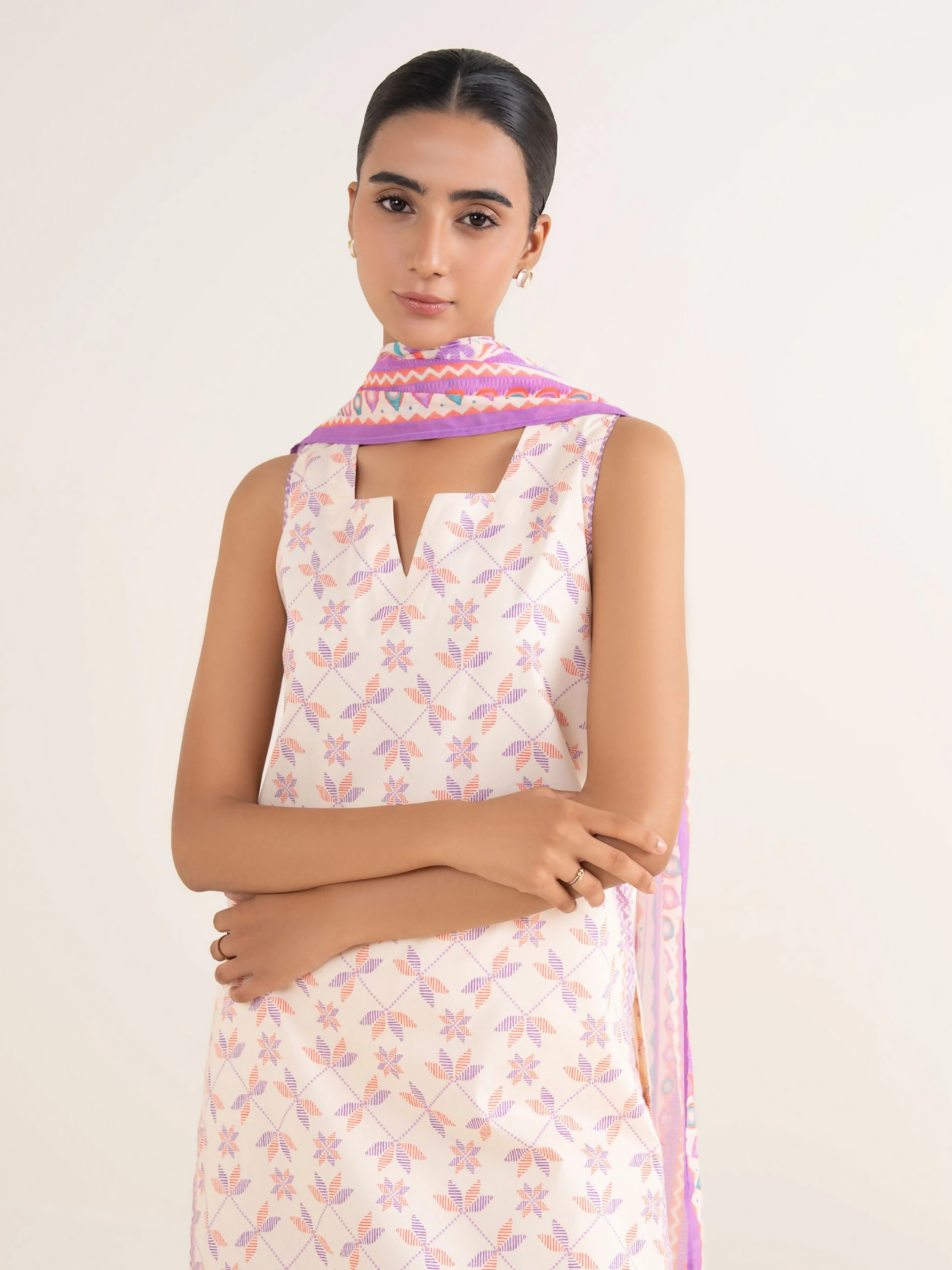 Sapphire Lawn Printed Unstitched 2-Piece Suit