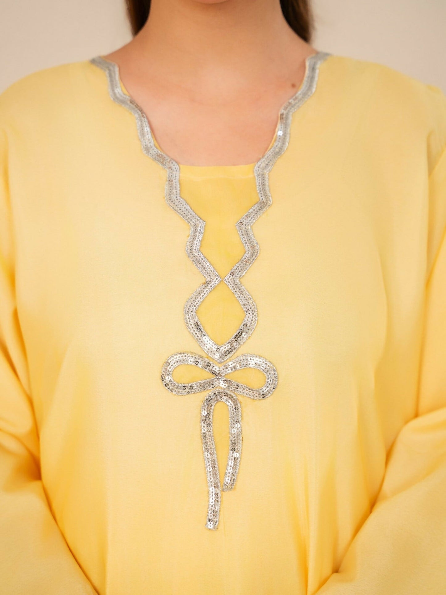 Stylish Collection Whisper Pret Silk Grip Stitched 2-Piece Suit-Coco Silk