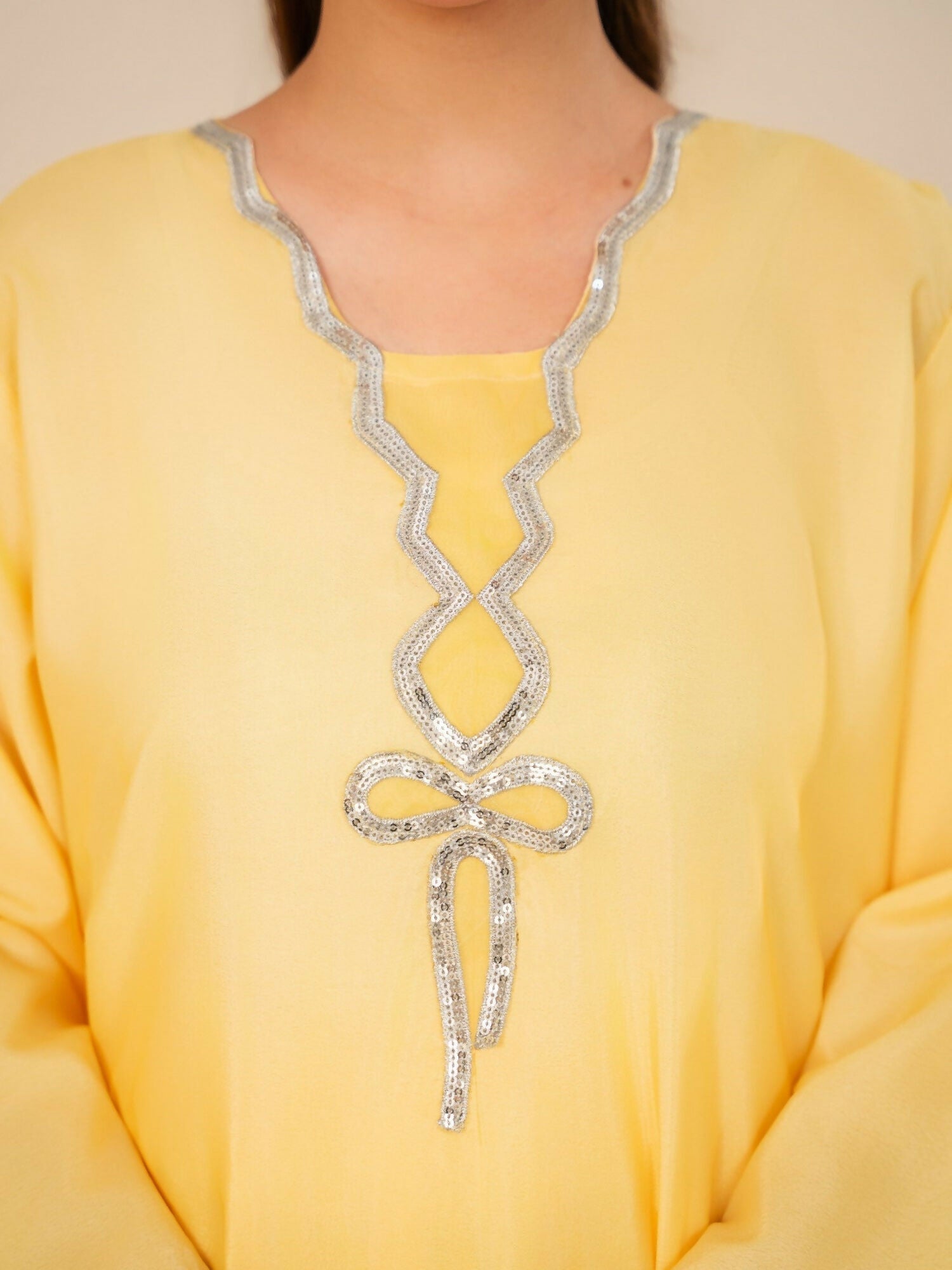 Stylish Collection Whisper Pret Silk Grip Stitched 2-Piece Suit-Coco Silk