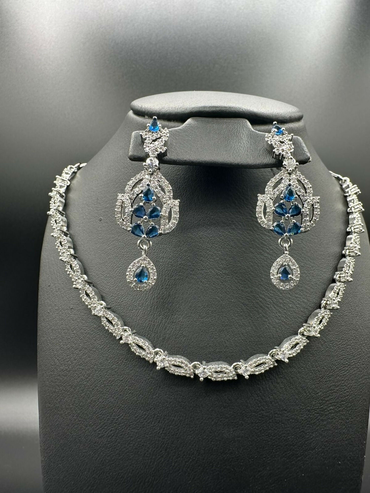 H&A Jewellery One Carat Silver Rhodium Plated Jewellery Set