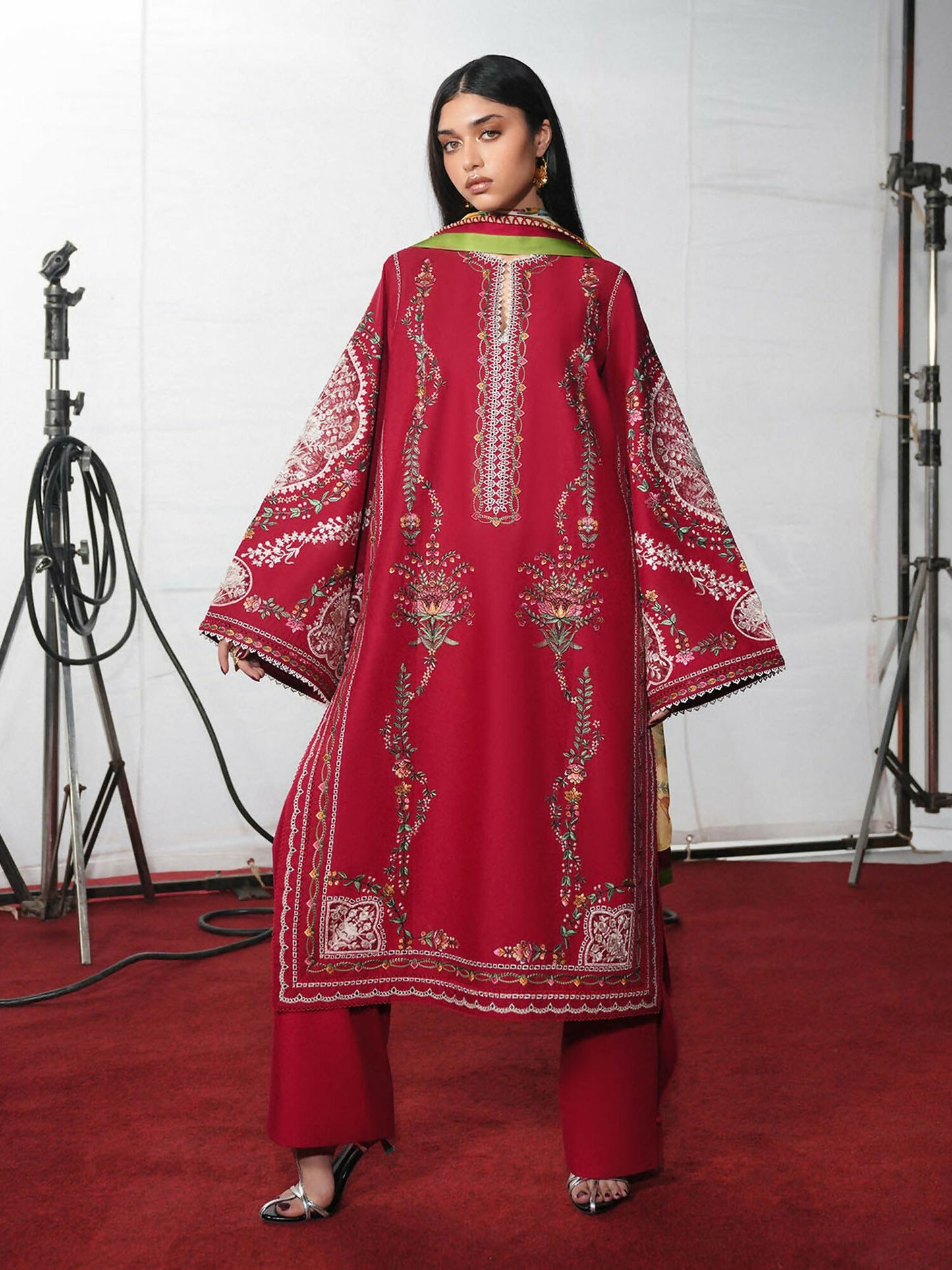 Jugnu by Hussain Rehar The Reserved View SS/Edit I Cotton Embroidered Unstitched 3-Piece Suit-Diryaz