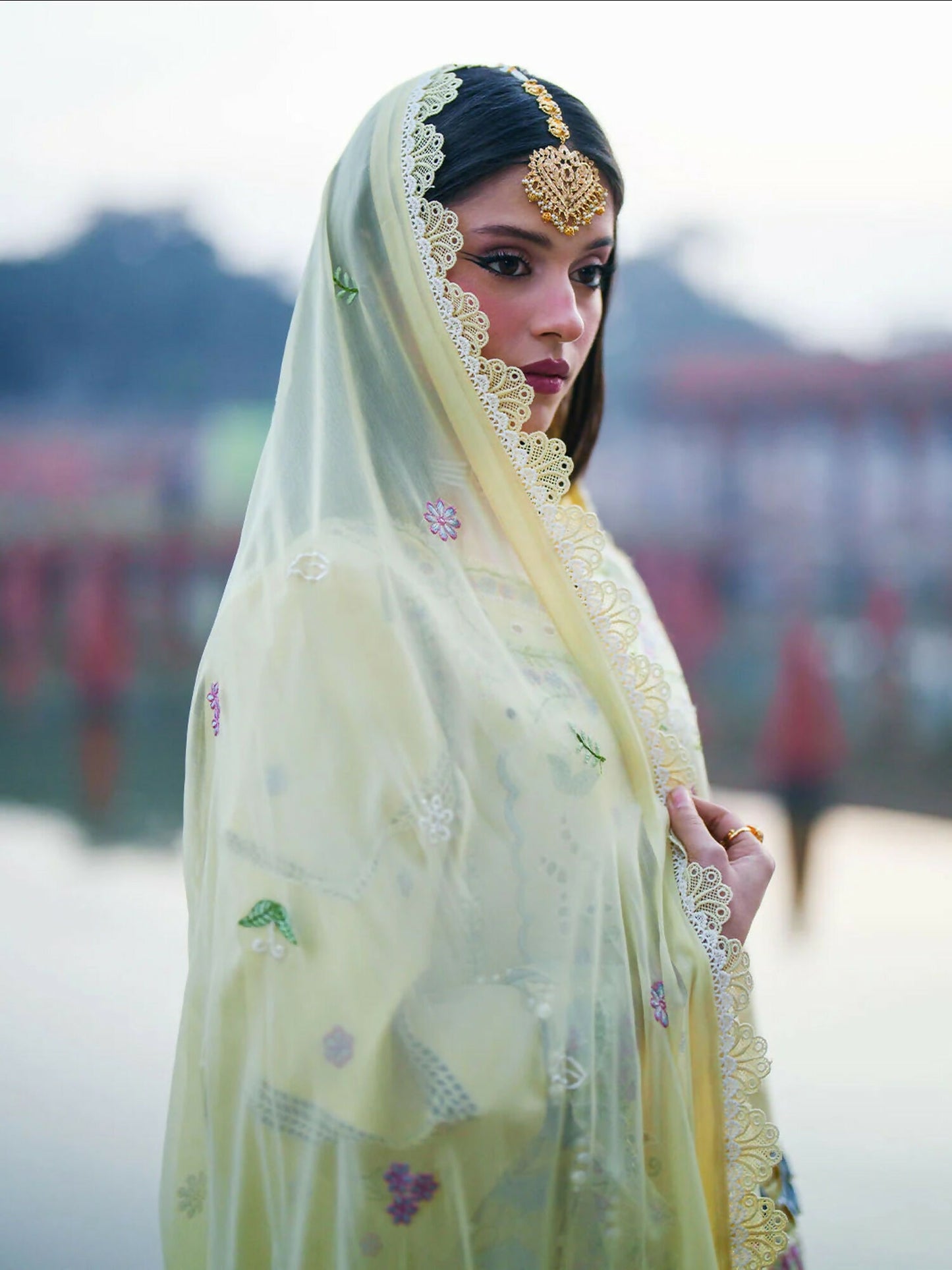 Mahnur Gul Luxury Lawn'26 Embroidered Unstitched 3-Piece Suit-G-014