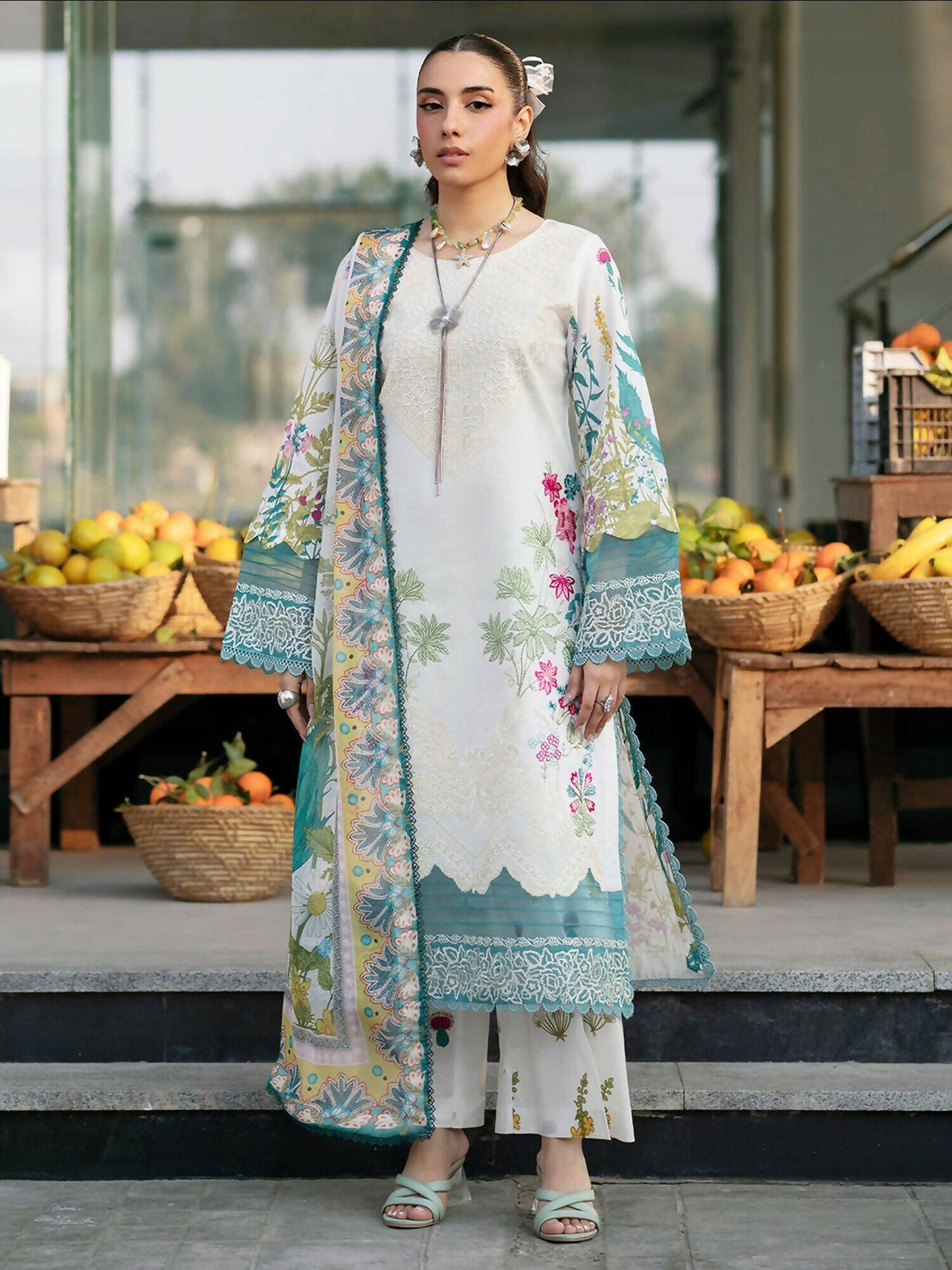 Mahnur Broadway Luxury Lawn'26 Embroidered Unstitched 3-Piece Suit-BW-004