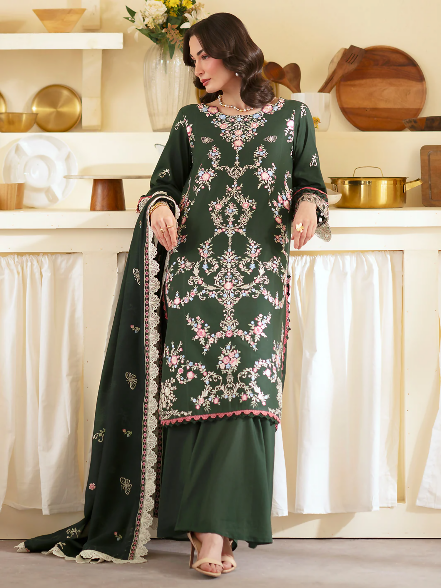 Mahnur Ember Lawn Embroidered Stitched 3-Piece Suit-EM-011