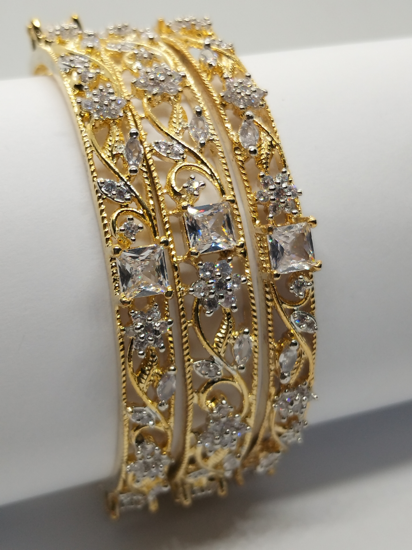 H&A Jewellery One Carat Silver Rhodium Plated Karay