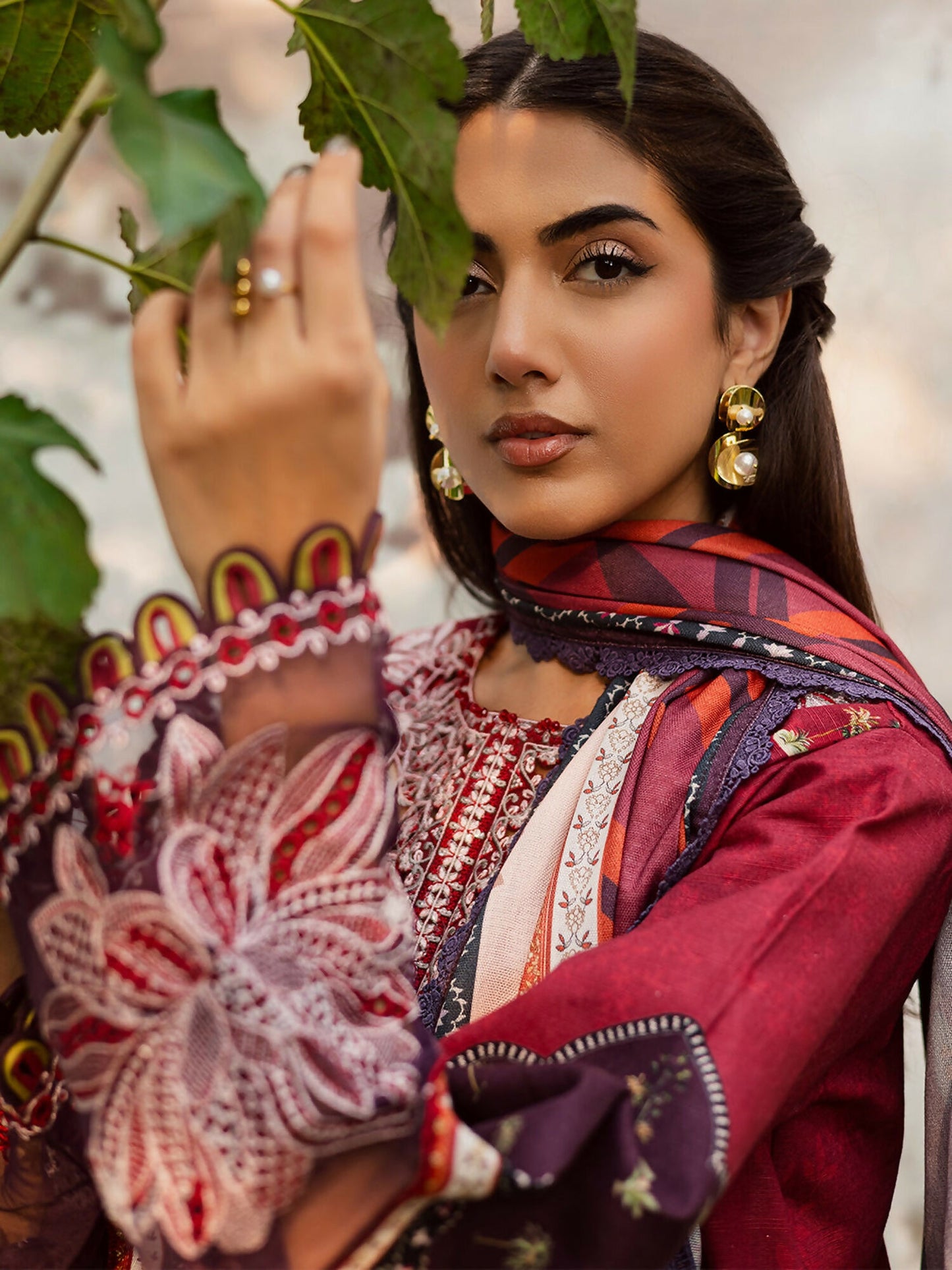 Parishay Rang e Sarma Khaddar Embroidered Stitched 3-Piece Suit-SAR-06