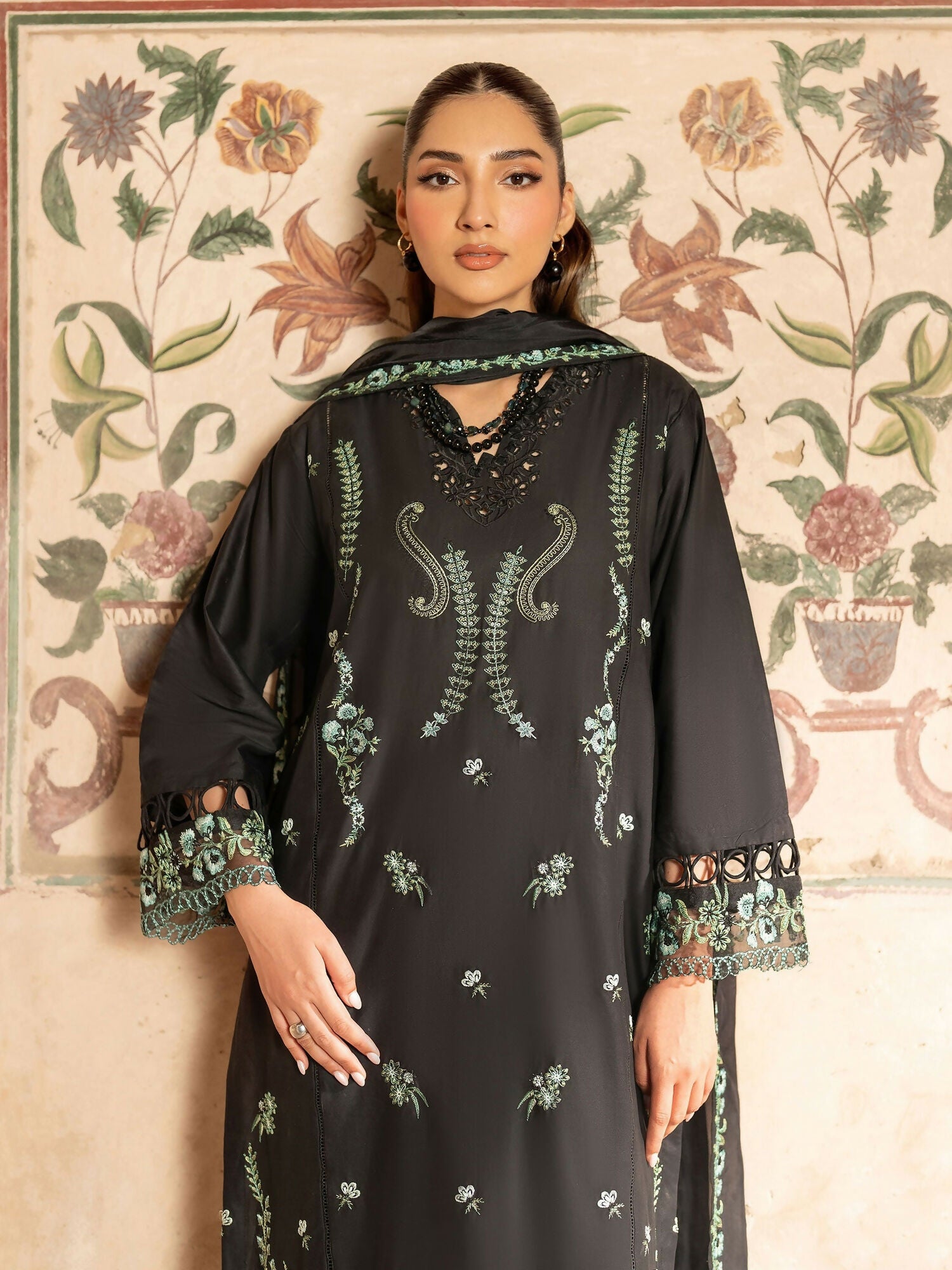 Panache Apparel Rang-e-Bahar Lawn Embroidered Stitched Suit-Tehzeeb