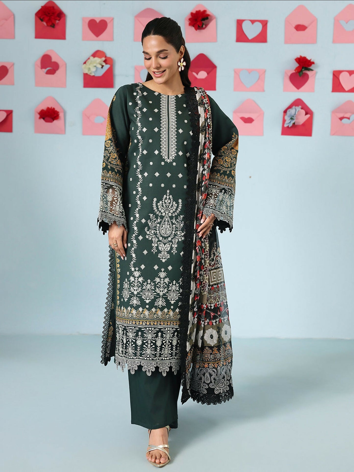Mahnur Anaya Vol.2 Lawn Embroidered Stitched 3-Piece Suit-AN-2-18