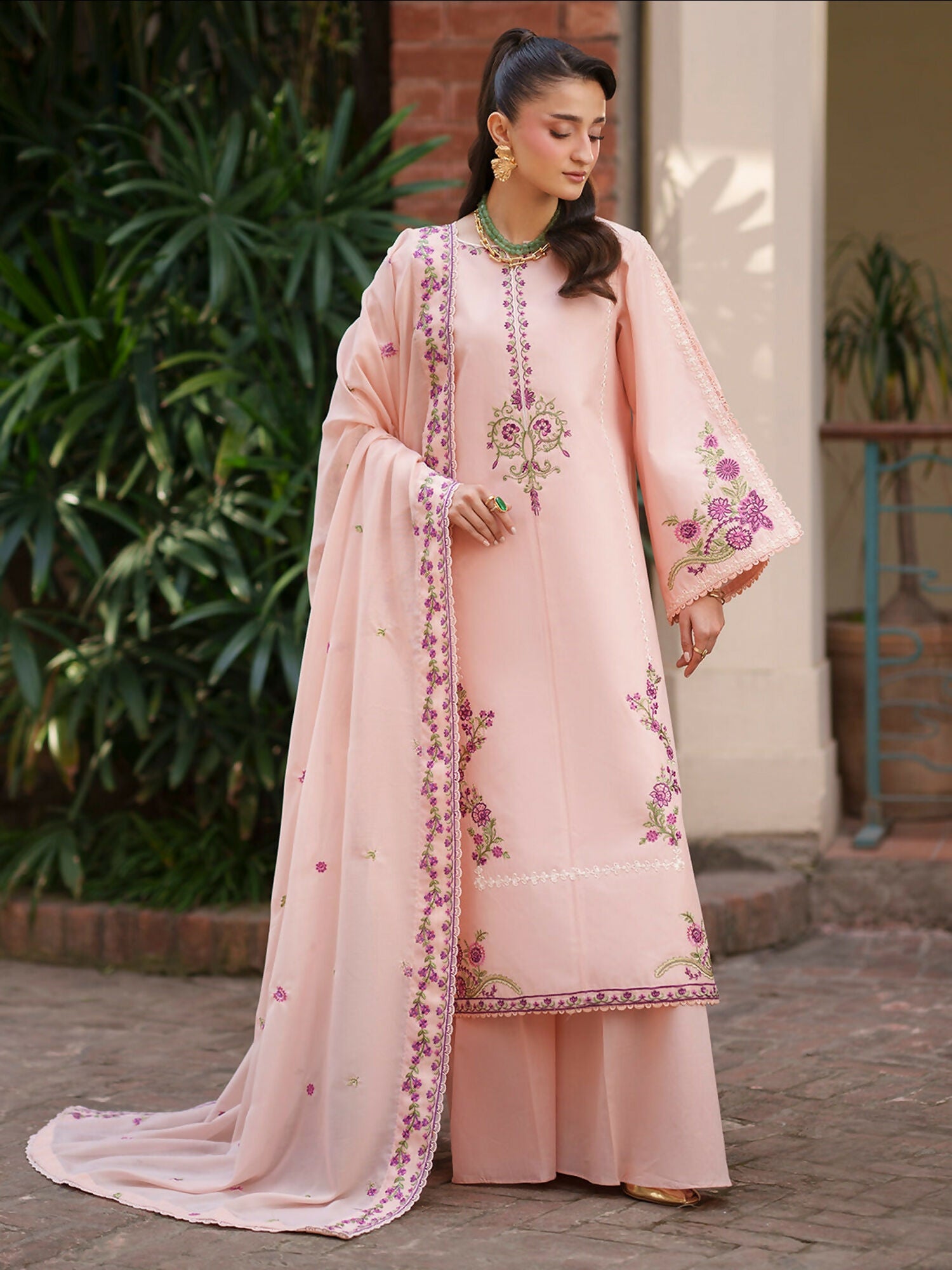 Mahnur Fiona Lawn'26 Embroidered Unstitched 3-Piece Suit-F-01