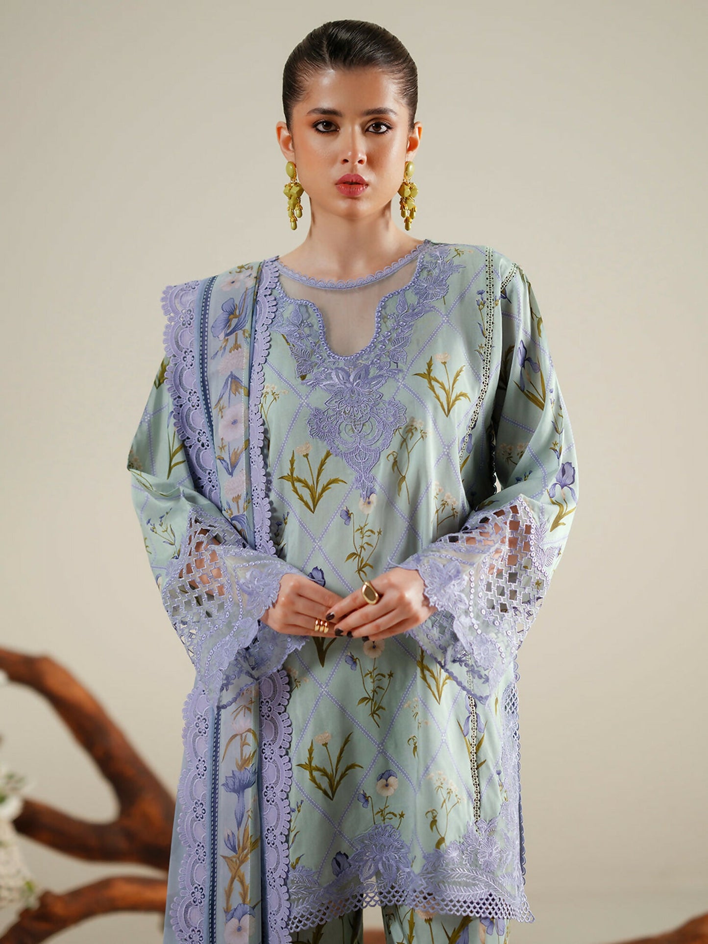 Binilyas Eres Bonita Viscose Embroidered Stitched 3-Piece Suit-1103-A