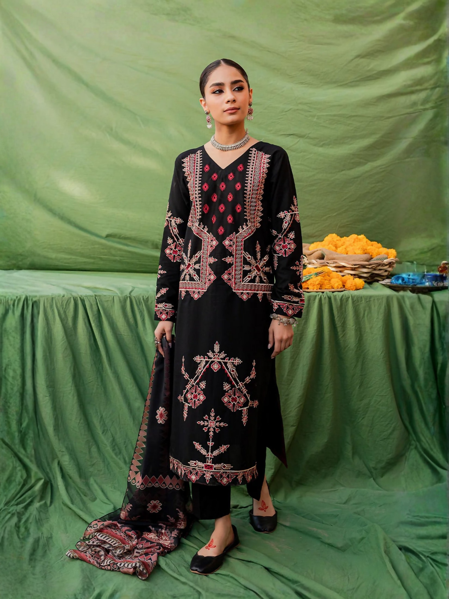 Mannat Clothing Silk Printed Dupatta-Nagma