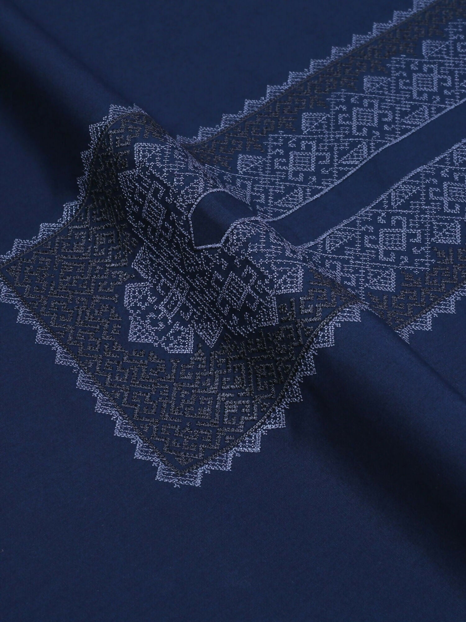 Fabrich Monochrome Edit'26 Wash N Wear Embroidered Unstitched Shalwar Kameez –GTS-FE-027