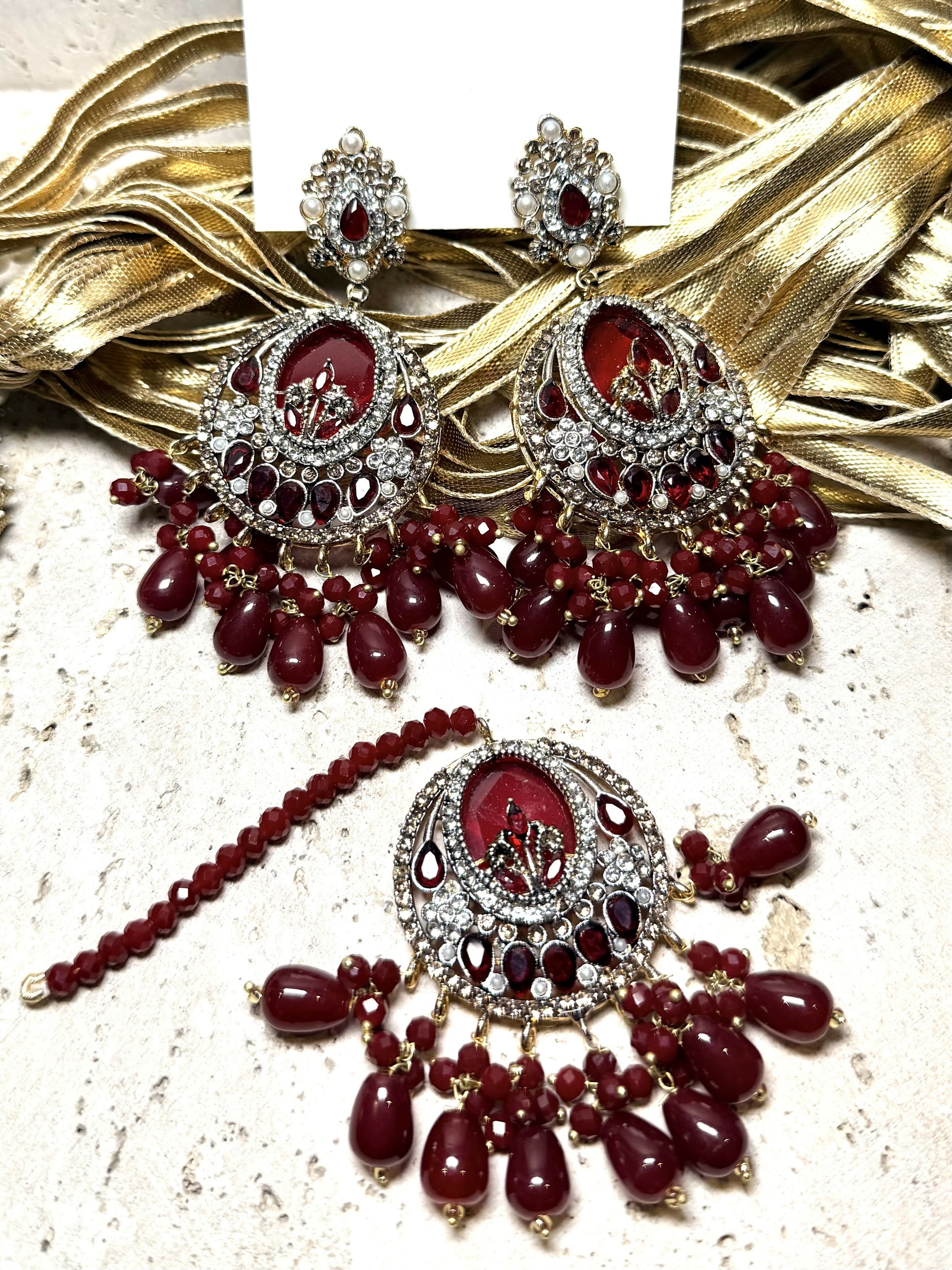 Orya Jewellery Maang Tikka and Earrings Set