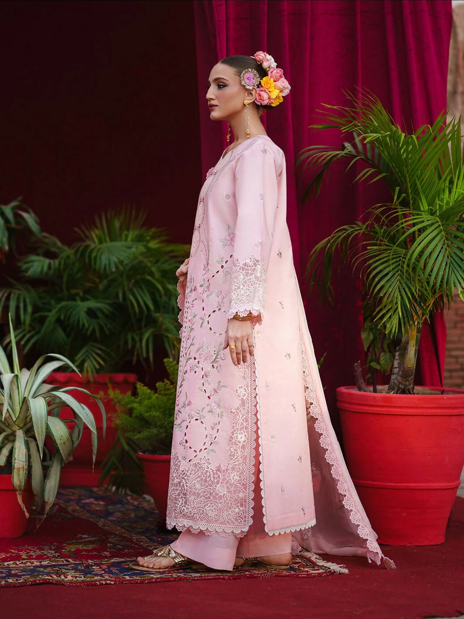 Mahnur Gul Luxury Lawn'26 Embroidered Unstitched 3-Piece Suit-G-004