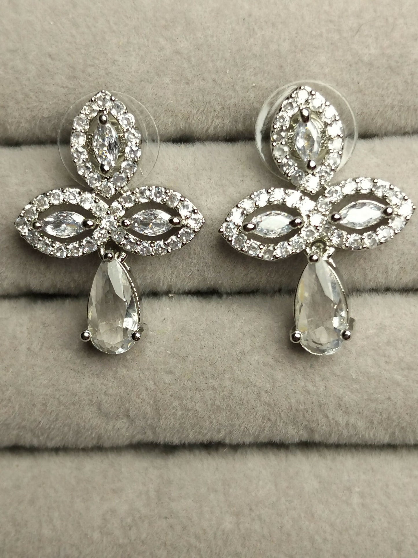 H&A Jewellery Earrings